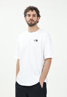 THE NORTH FACE T-shirt a manica corta Simple Dome bianca da uomo NF0A87NRFN41 . THE NORTH FACE 