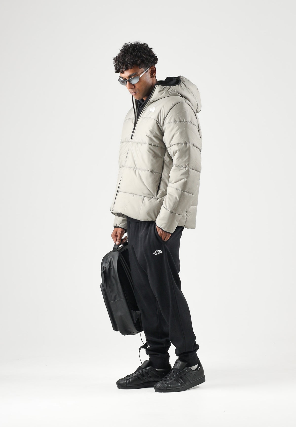 THE NORTH FACE Pantaloni EVOLUTION SIMPLE DOME neri da uomo con mini logo NF0A8CWYJK31 . THE NORTH FACE 