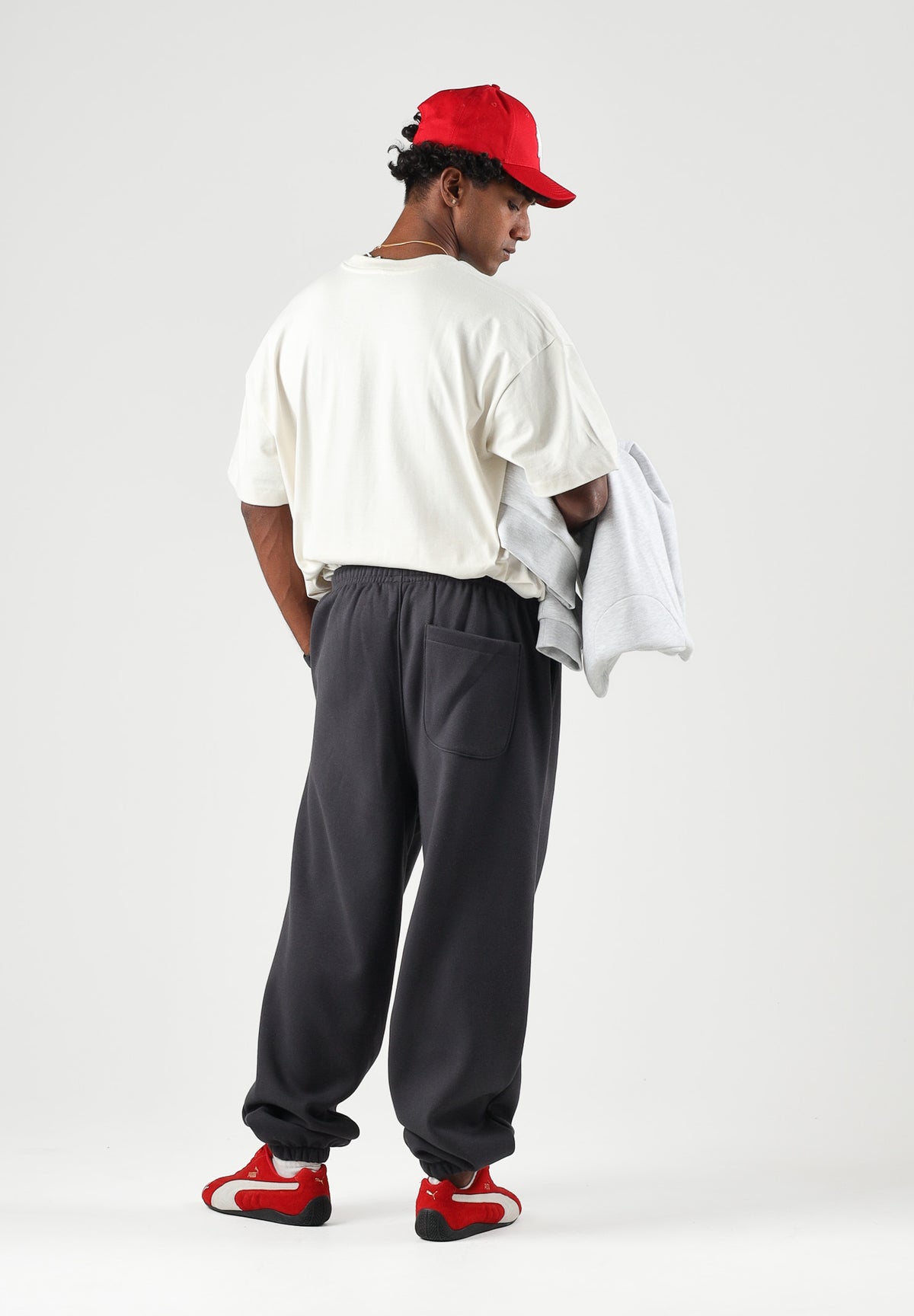 THE NORTH FACE T-shirt manica corta FINE TEE bianco sporco da uomo con scollo a girocollo e piccolo logo sul petto. NF0A8EG5QLI1 . THE NORTH FACE 