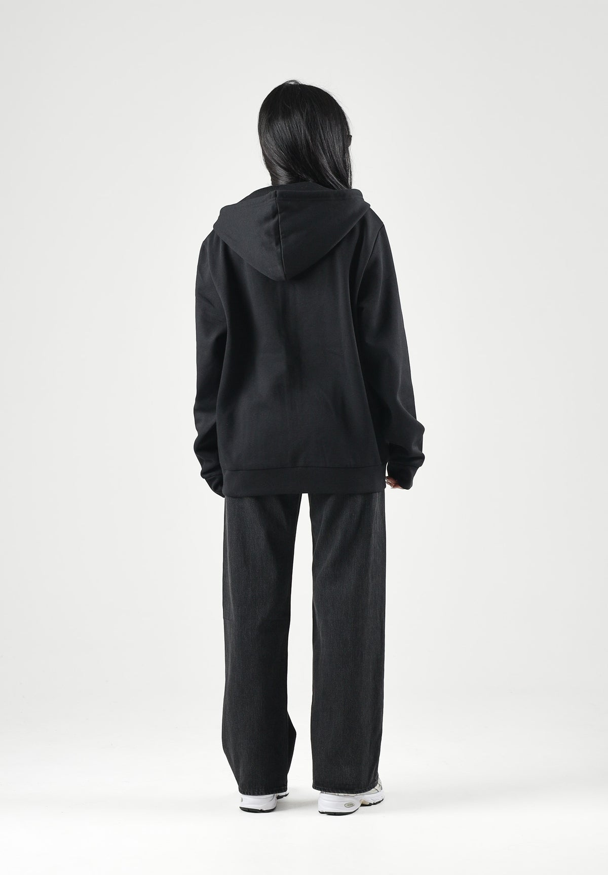 THE NORTH FACE Felpa con zip tnf black nera per uomo e donna  con pratica con cappuccio e tasche laterali. NF0A8EU1JK31 . THE NORTH FACE 