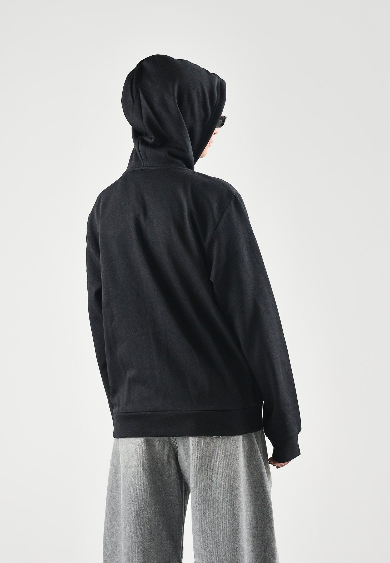 THE NORTH FACE Felpa con zip tnf black nera per uomo e donna  con pratica con cappuccio e tasche laterali. NF0A8EU1JK31 . THE NORTH FACE 