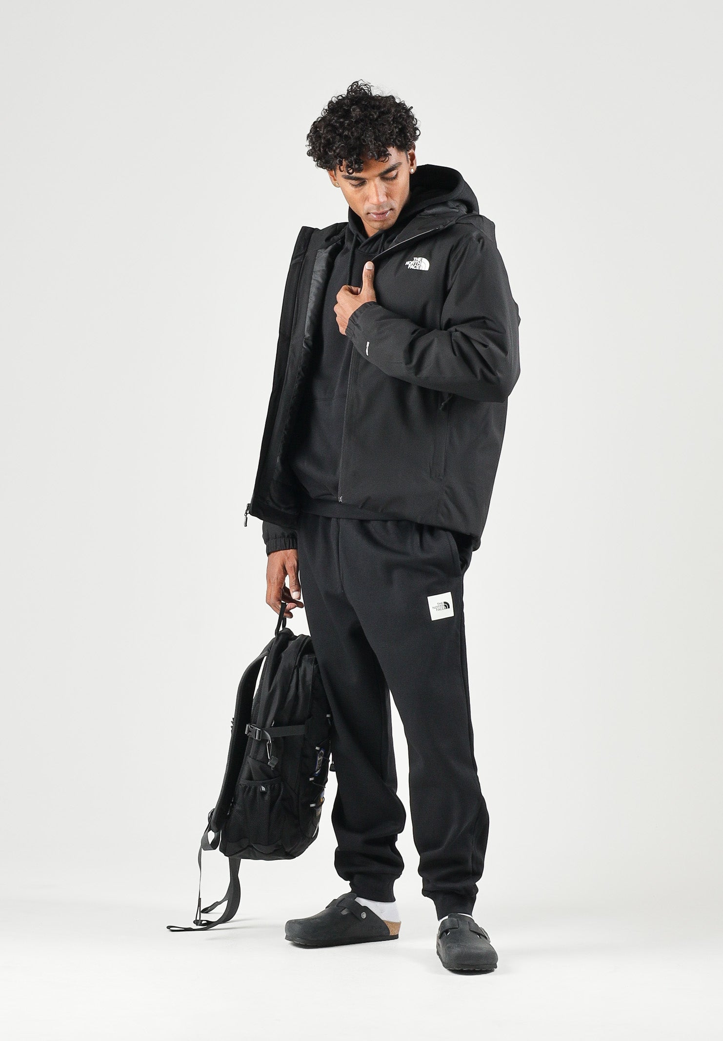 THE NORTH FACE Giacca a vento ANTORA JACKET nera da uomo con cappuccio e chiusura a zip intera. NF0A8G0TJK31 . THE NORTH FACE 