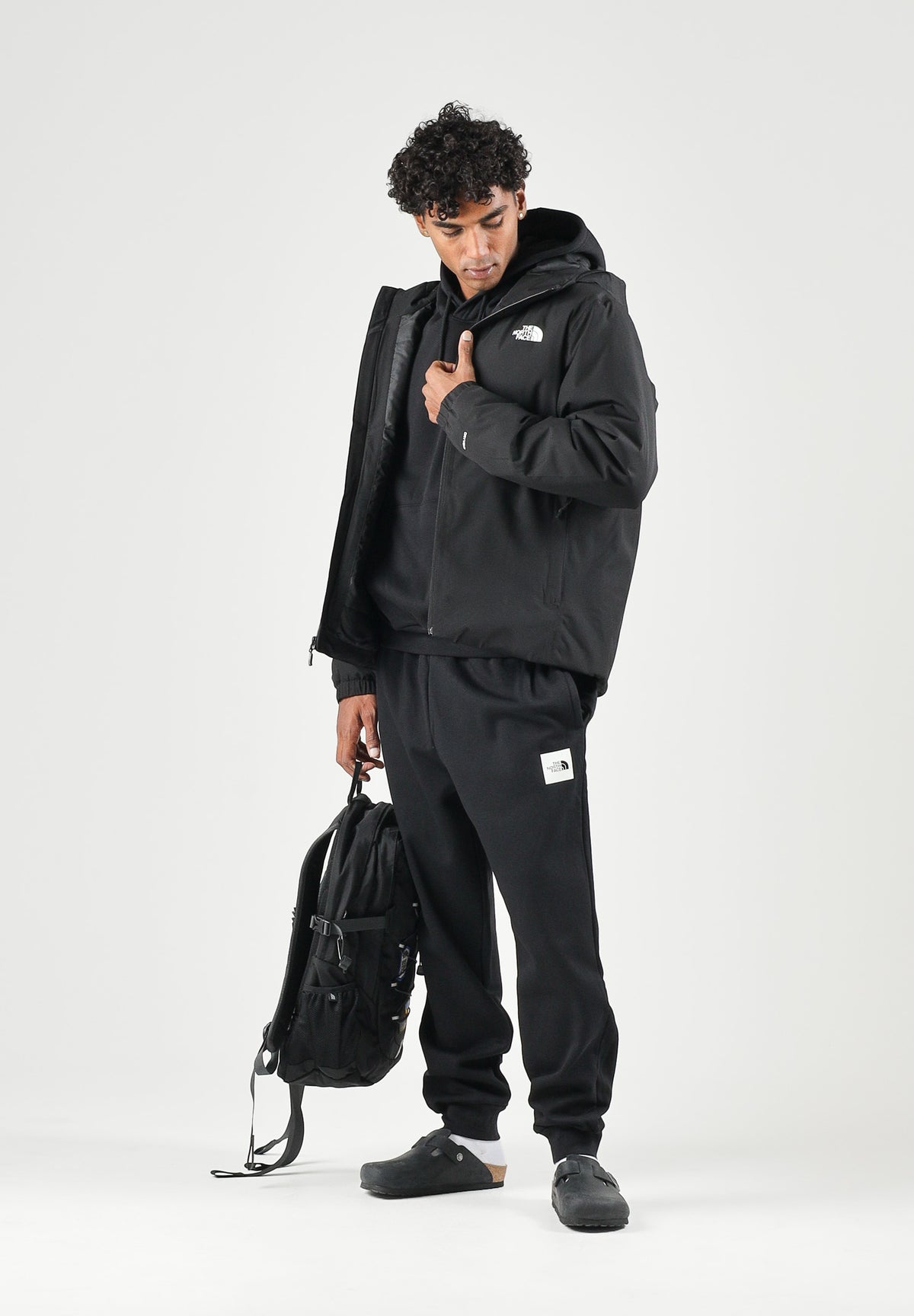 THE NORTH FACE Giacca a vento ANTORA JACKET nera da uomo con cappuccio e chiusura a zip intera. NF0A8G0TJK31 . THE NORTH FACE 