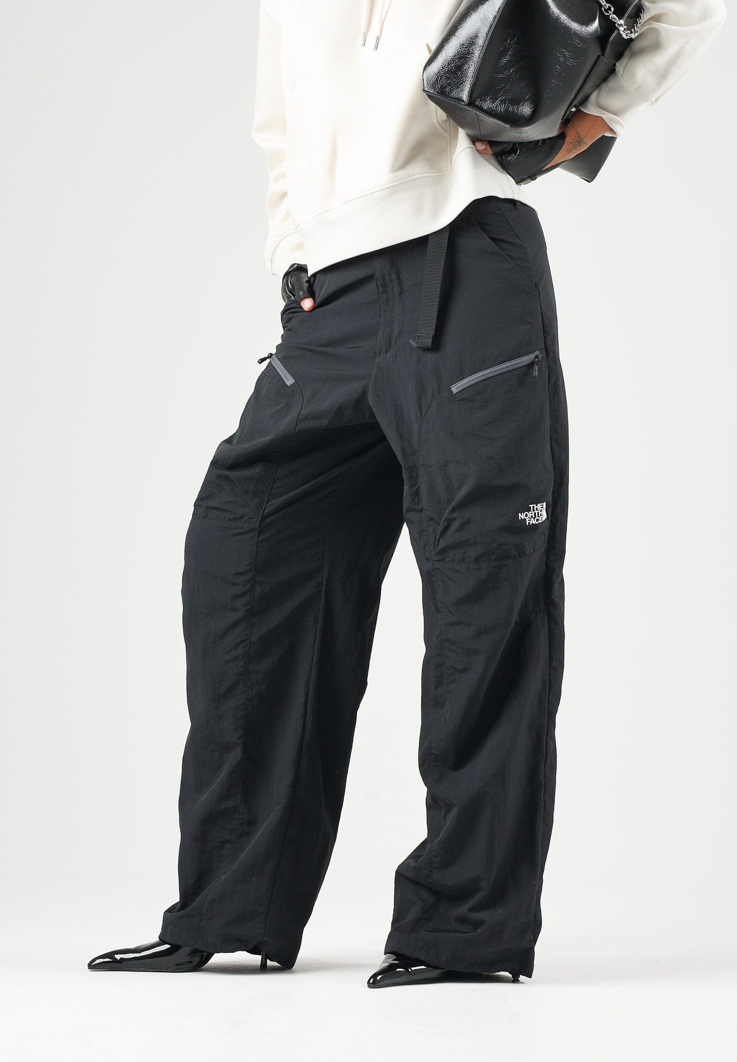 THE NORTH FACE Pantalone sportivo NSE nero per uomo e donna NF0A8G95JK31 . THE NORTH FACE 