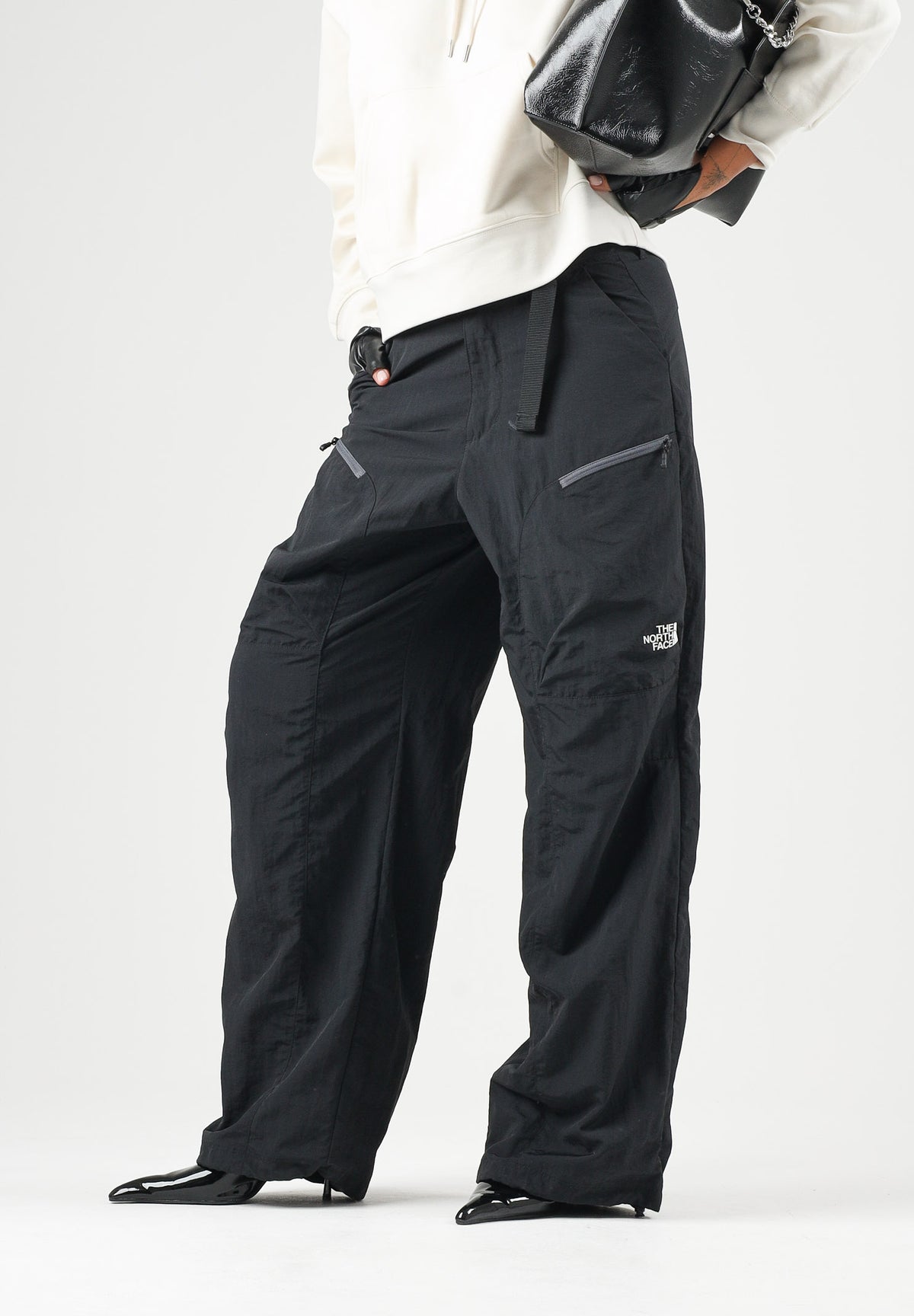 THE NORTH FACE Pantalone sportivo NSE nero per uomo e donna NF0A8G95JK31 . THE NORTH FACE 