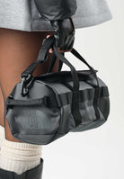 THE NORTH FACE Borsa a tracolla nera per uomo e donna con doppi manici superiori rinforzati. NF0A8GJ8KT01 . THE NORTH FACE 