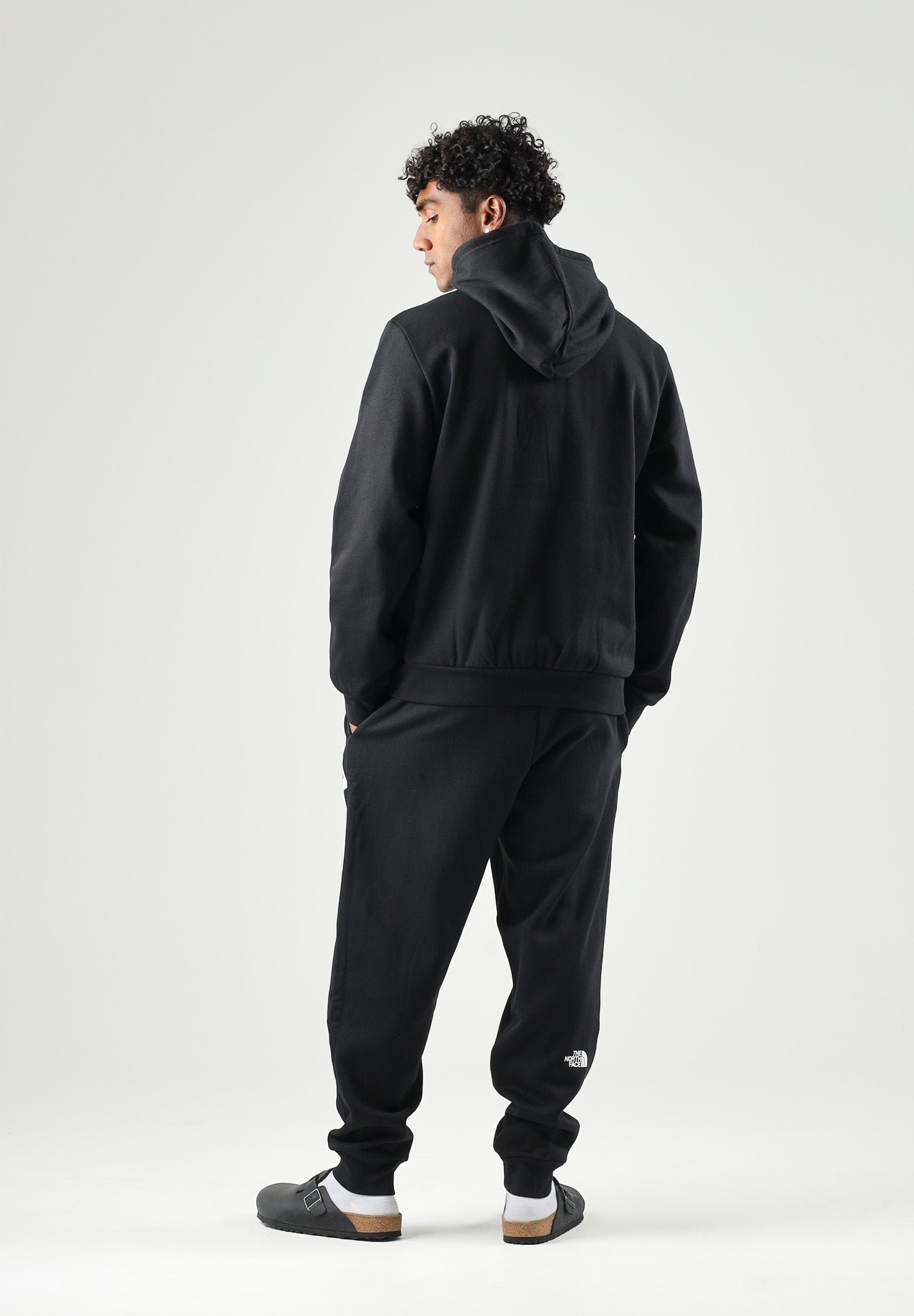 THE NORTH FACE Pantaloni tnf black-nero per uomo con comodo elastico in vita e tasche lateral NF0A8JB0JK31 . THE NORTH FACE 