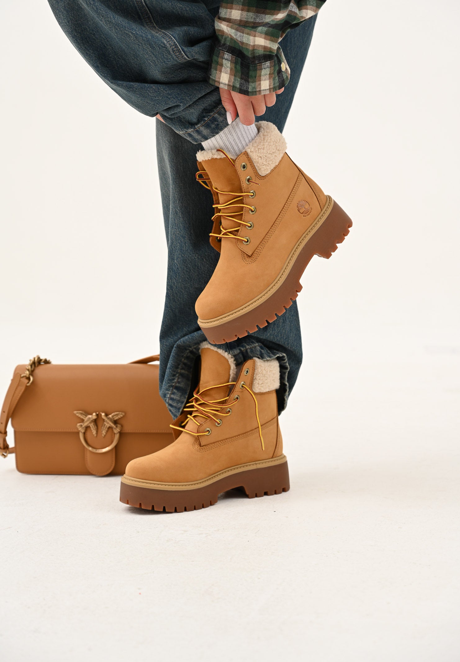 TIMBERLAND Anfibi impermeabili foderati con Plateau Stone Street gialli da donna TB0A2PU67541 . TIMBERLAND 