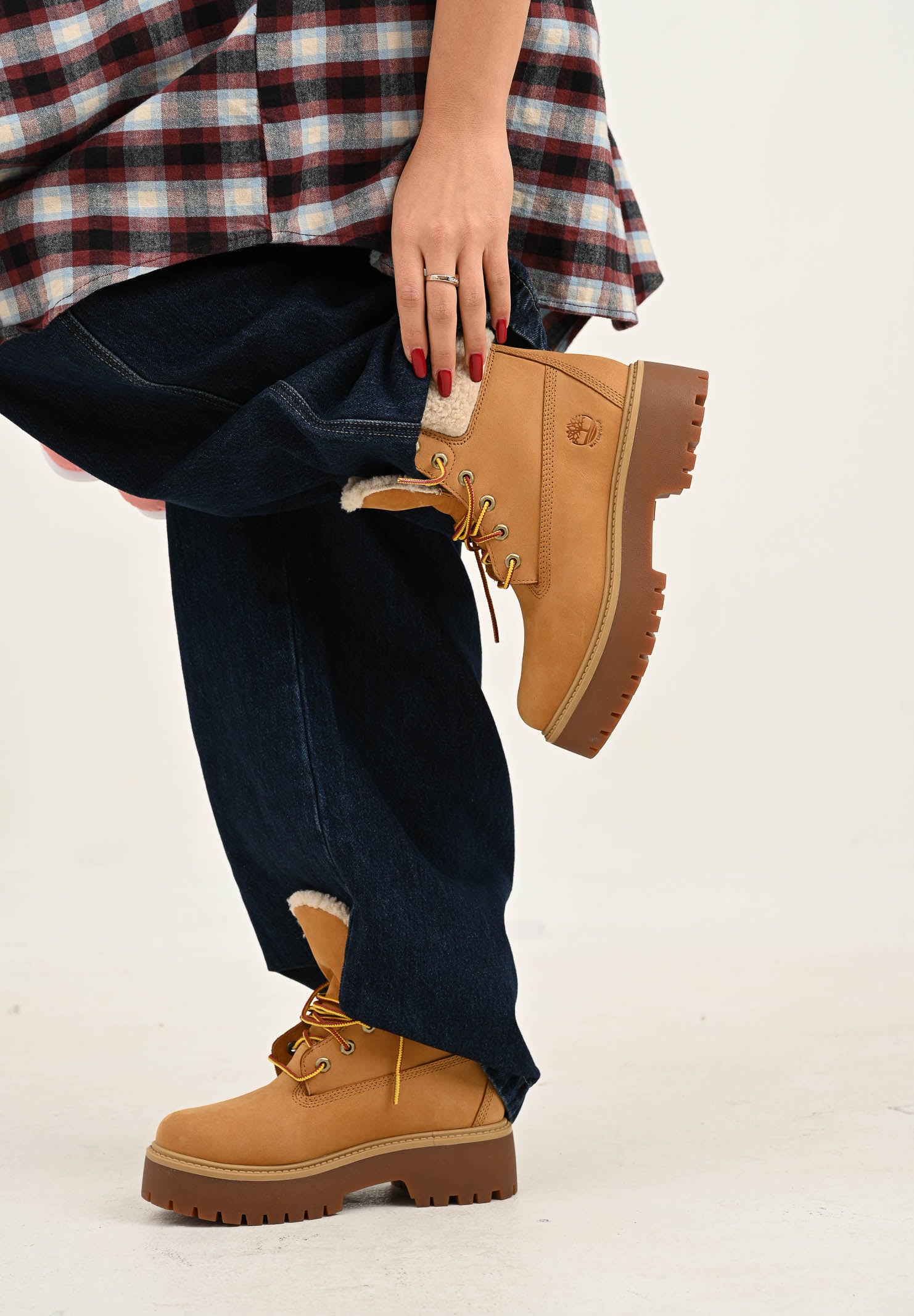 TIMBERLAND Anfibi impermeabili foderati con Plateau Stone Street gialli da donna TB0A2PU67541 . TIMBERLAND 