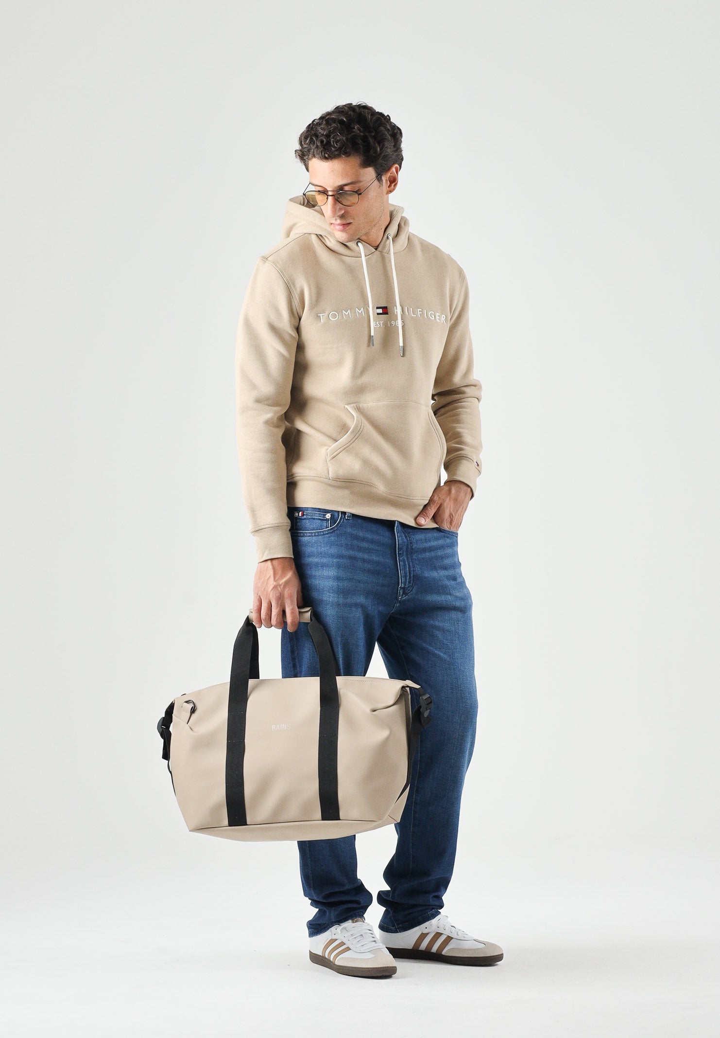 TOMMY HILFIGER Felpa ORGANIC COTTON BLEND con cappuccio, khaki-beige da uomo con logo centrle <BR/> MW0MW11599 AEG TOMMY HILFIGER 