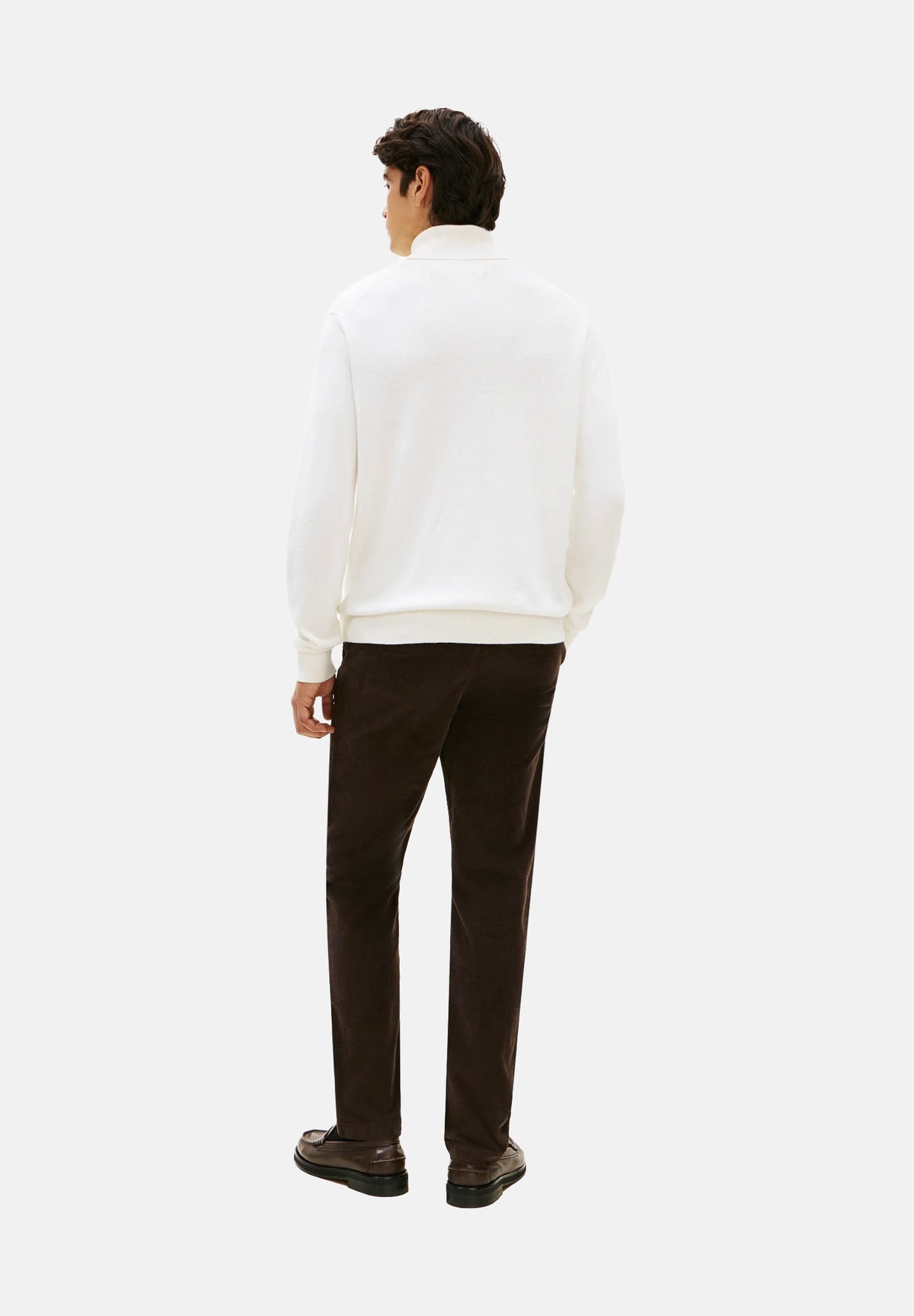 TOMMY HILFIGER Maglia collo alto COTTON CASHMERE ROLL NECK JUMPER Ivory Petal bianco avorio da uomo con maniche lunghe e logo ricamato sul petto MW0MW28048 Z00 TOMMY HILFIGER 