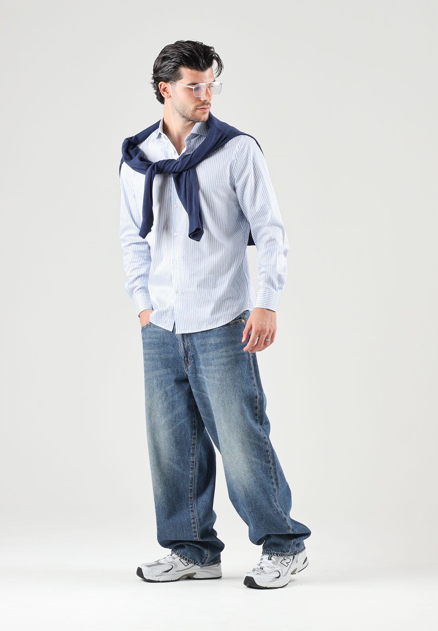 TOMMY HILFIGER Camicia SMART STRIPE cloudy-white, celeste ciaro da uomo con fantasia a righe verticali<BR/> MW0MW42722 C14 TOMMY HILFIGER 