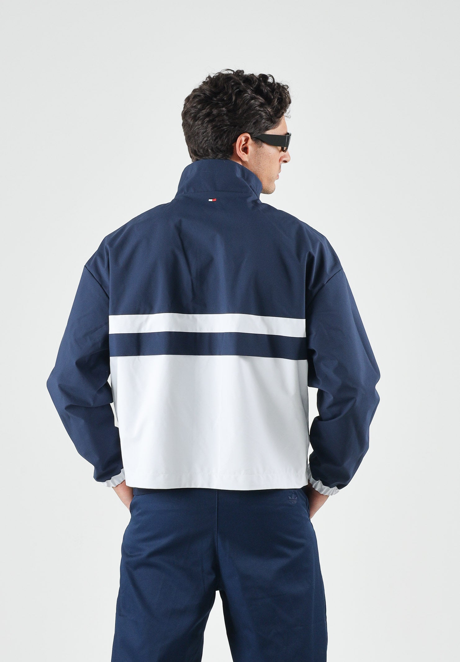 TOMMY HILFIGER Giacca a vento reversibile, color carbon-navy, bianco bu, da uomo <BR/> MW0MW43183 0K4 TOMMY HILFIGER 