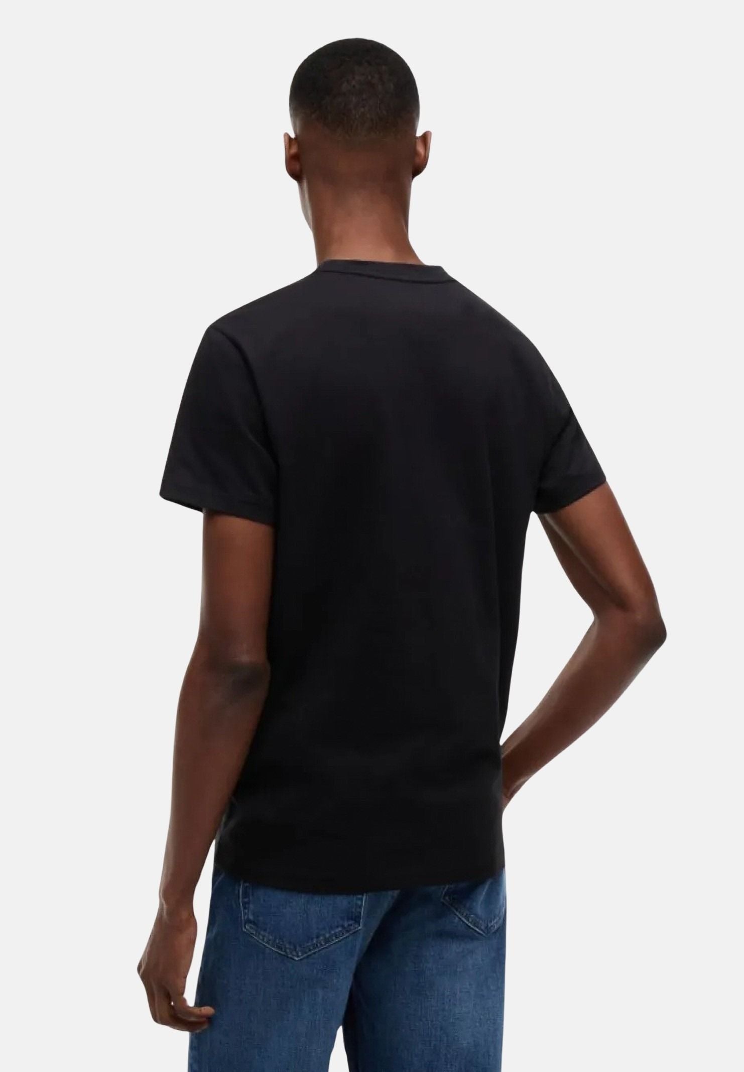 TOMMY JEANS T-shirt a manica corta nera da uomo con logo frontale DM0DM22538 BDS TOMMY JEANS 