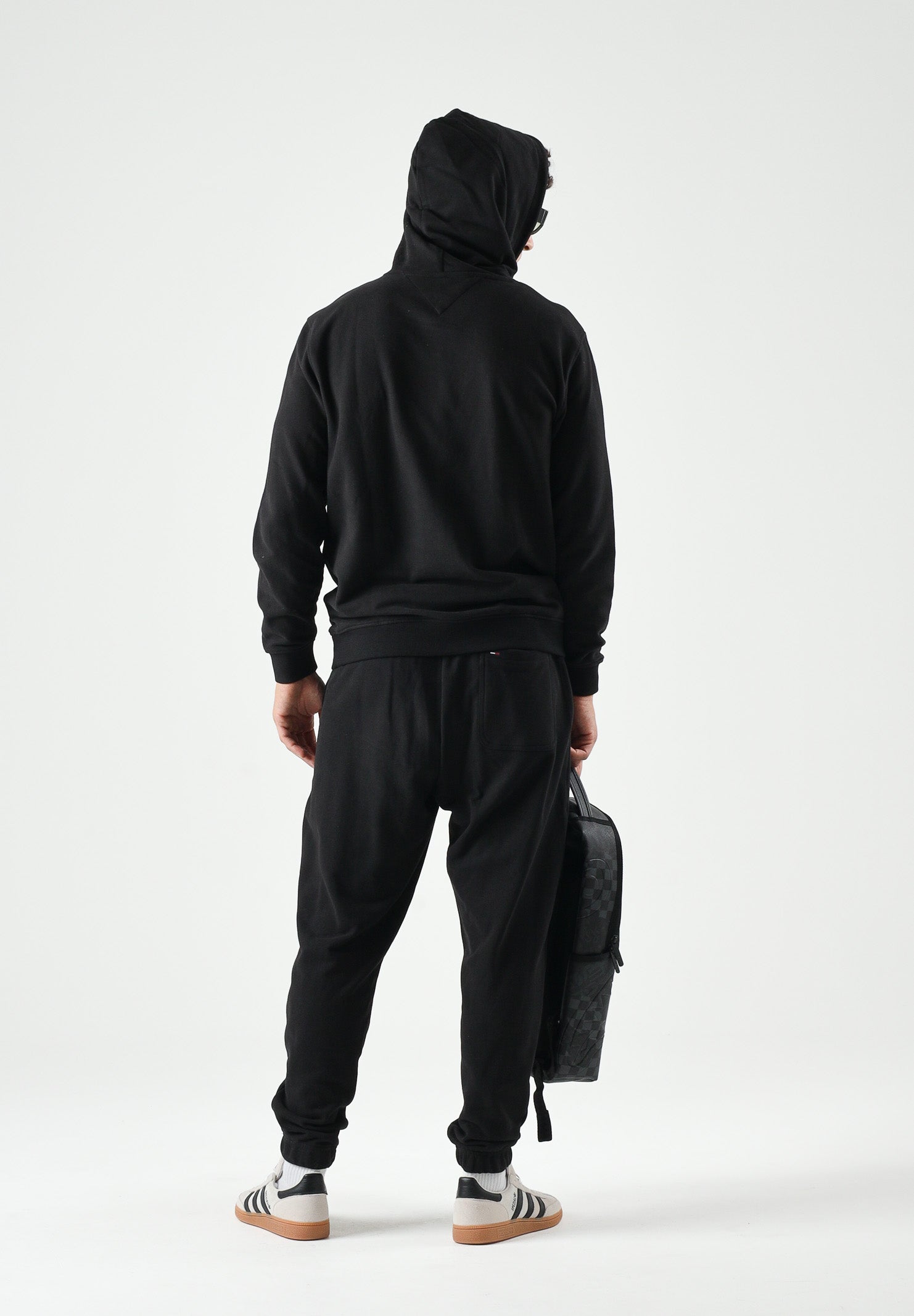 TOMMY JEANS Felpa TERRY DRAWSTRING con cappuccio nero da uomo<BR/> DM0DM22680 BDS TOMMY JEANS 