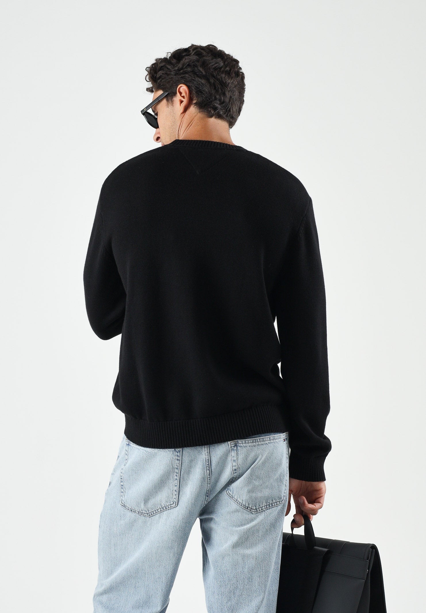 TOMMY JEANS Maglione FLAG LOGO CREWNECK nero da uomo<BR/> DM0DM23413 BDS TOMMY JEANS 