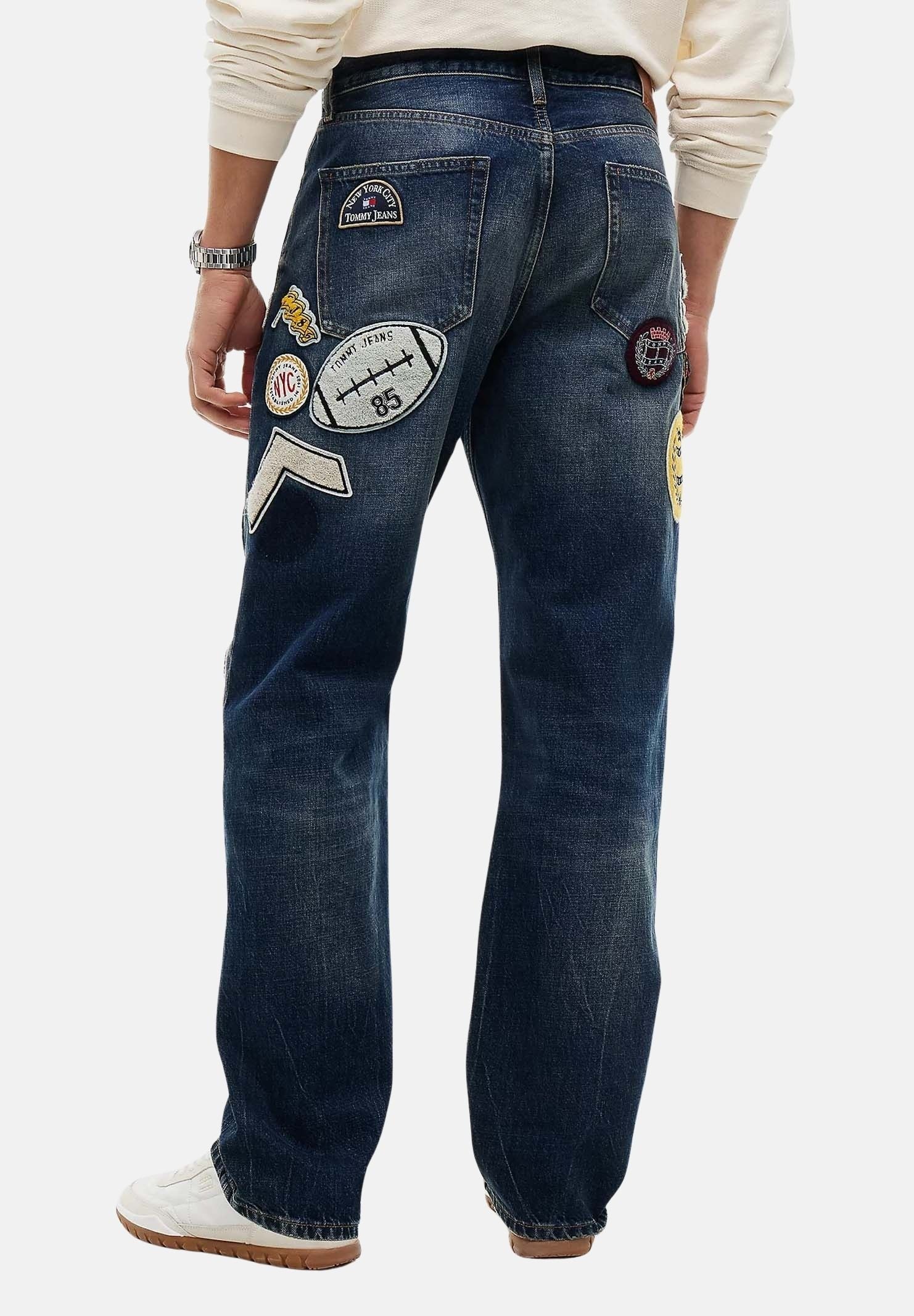 TOMMY JEANS Jeans OTIS STRAIGHT MULTI-LOGO  Denim Dark blu scuro per uomo e donna DM0DM23460 1BK TOMMY JEANS 