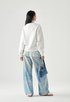 TOMMY JEANS felpa Tommy Badge Boxy Fleece Sweatshirt ecru bianco, donna. DW0DW17325 YBL TOMMY JEANS 