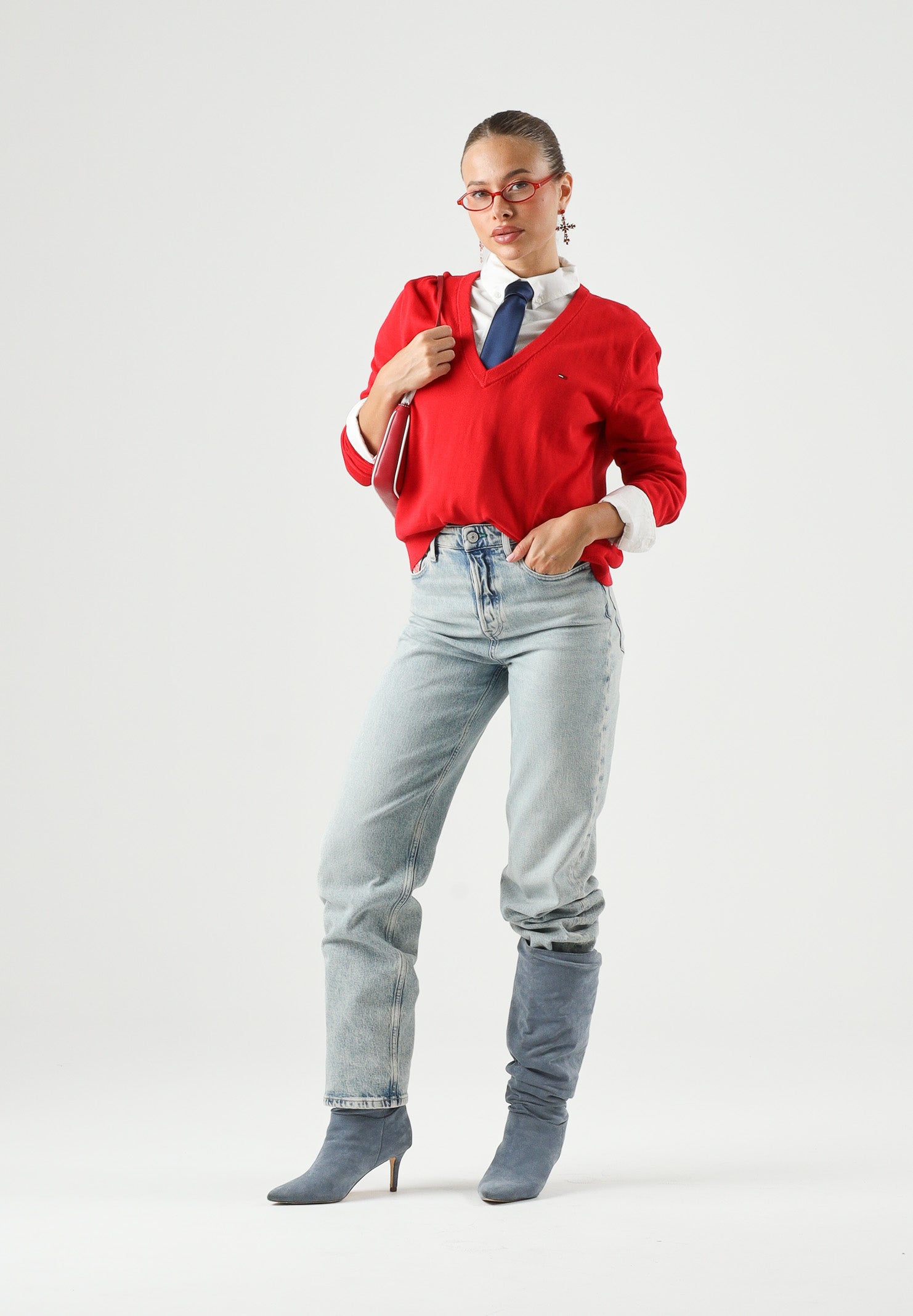 TOMMY JEANS maglia Essential con scollo a V Amaryllis Red rosso donna. DW0DW19888 XK9 TOMMY JEANS 