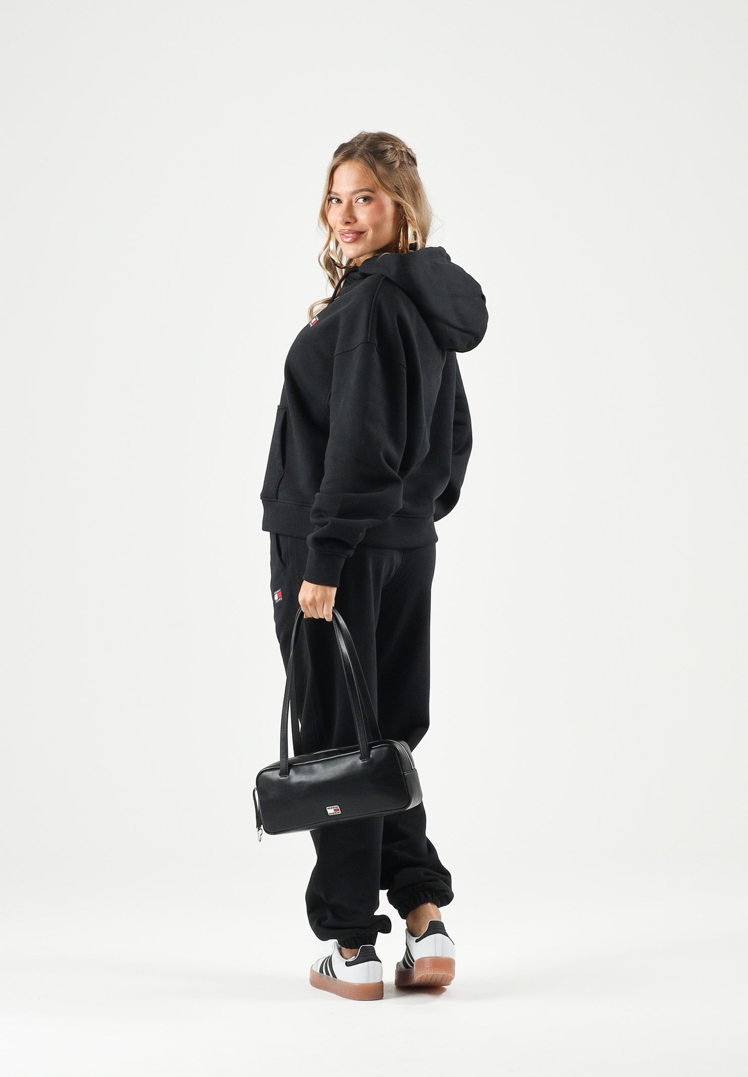 TOMMY JEANS pantaloni jogger Black Badge Joggers black nero, donna. DW0DW22780 BDS TOMMY JEANS 