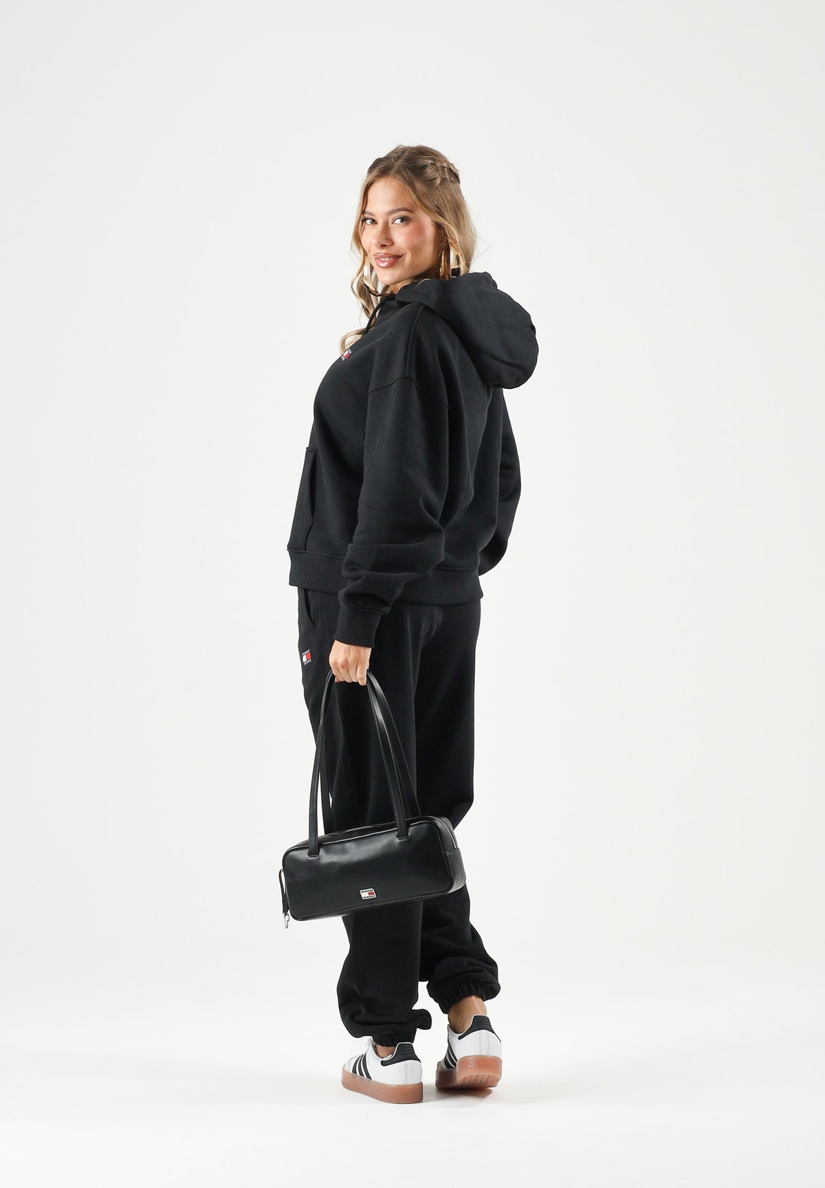 TOMMY JEANS Pantaloni jogger neri da donna con mini logo laterale<BR/> DW0DW22780 BDS TOMMY JEANS 