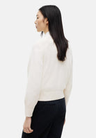 TOMMY JEANS maglione girocollo donna bianco panna, con maniche lunghe raglan, maxi logo bandiera sul davanti e finiture a costine. DW0DW23450 YBH TOMMY JEANS 