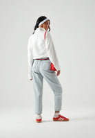 TOMMY JEANS  Jeans mom fit in denim azzurro chiaro da donna <BR/> DW0DW23467 1AB TOMMY JEANS 