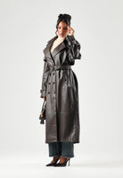 TWENTY FOURHAITCH Cappotto  lungo marrone per donna con cintura in vita e ampi revers sul collo. A0001MAR62A . TWENTY FOURHAITCH 