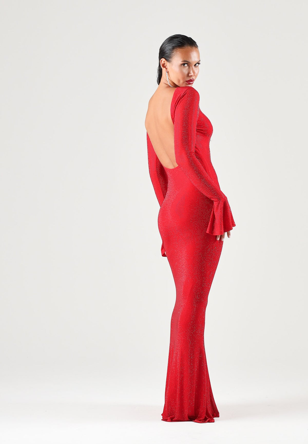 TWENTY FOURHAITCH Abiti lungo rosso da donna con maniche lunghe svasate e tessuto fluido A0016ROS62A . TWENTY FOURHAITCH 