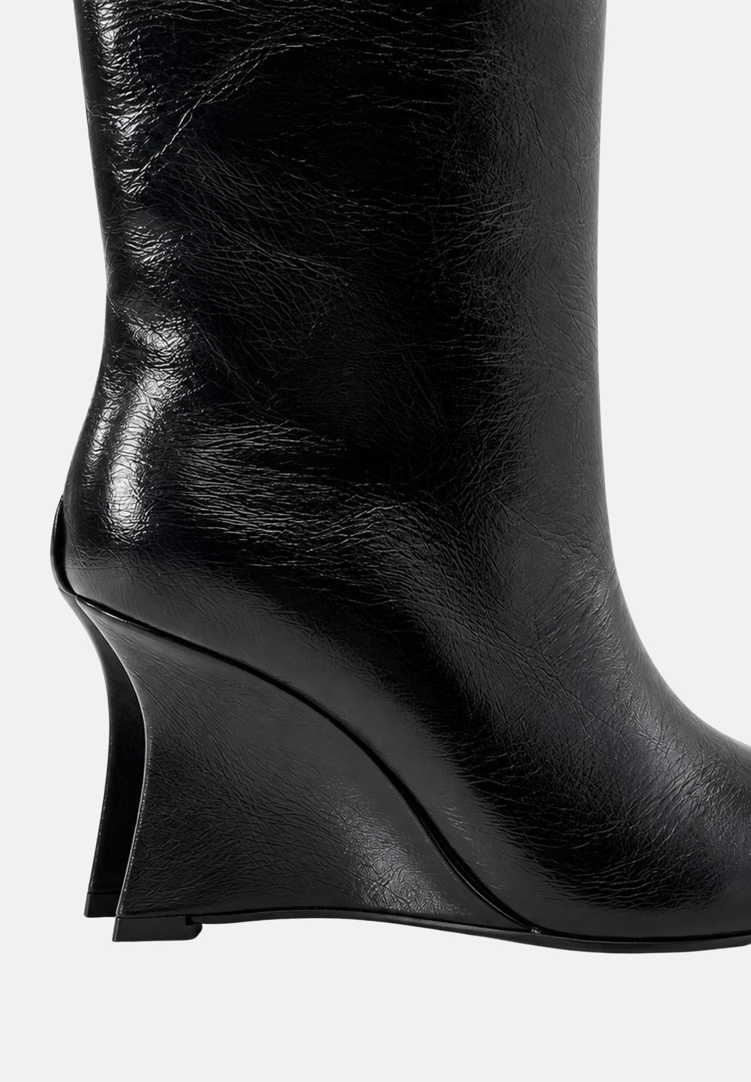 TWENTY FOURHAITCH Stivali neri  per donna con elegante gambale alto e particolare tacco geometrico scultoreo. S0052NER62A . TWENTY FOURHAITCH 