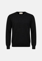 VICOLO Maglia PULL GIROCOLLO Nero nera da donna in morbido misto viscosa, con girocollo classico, maniche lunghe, lavorazione in maglia fine a tinta unita, polsini e fondo rifiniti a costine e linea regolare. 2AC2055 A99 VICOLO 