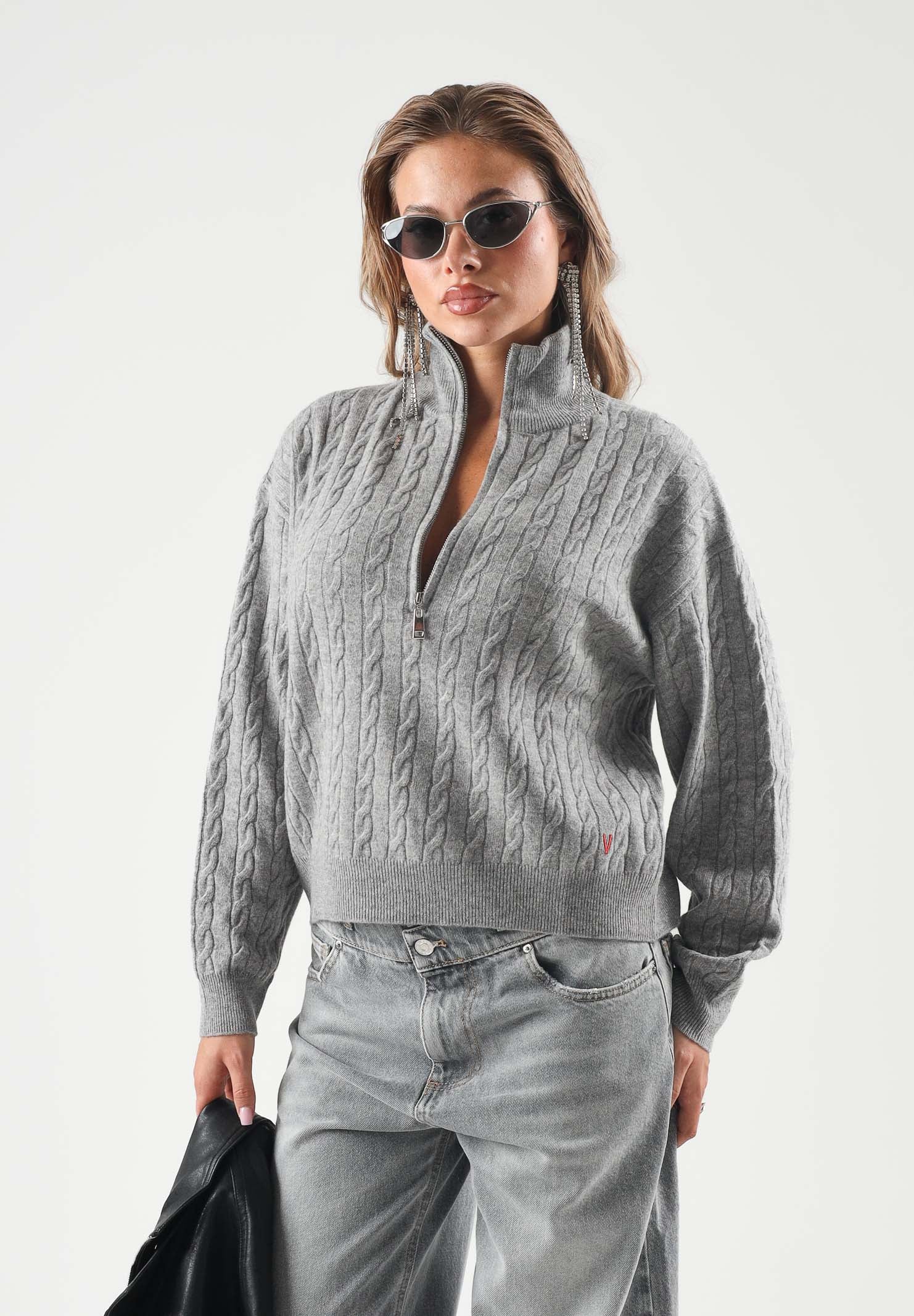 VICOLO Maglione collo alto grigio melangé da donna con mini logo laterale 2AC2070 A193 VICOLO 