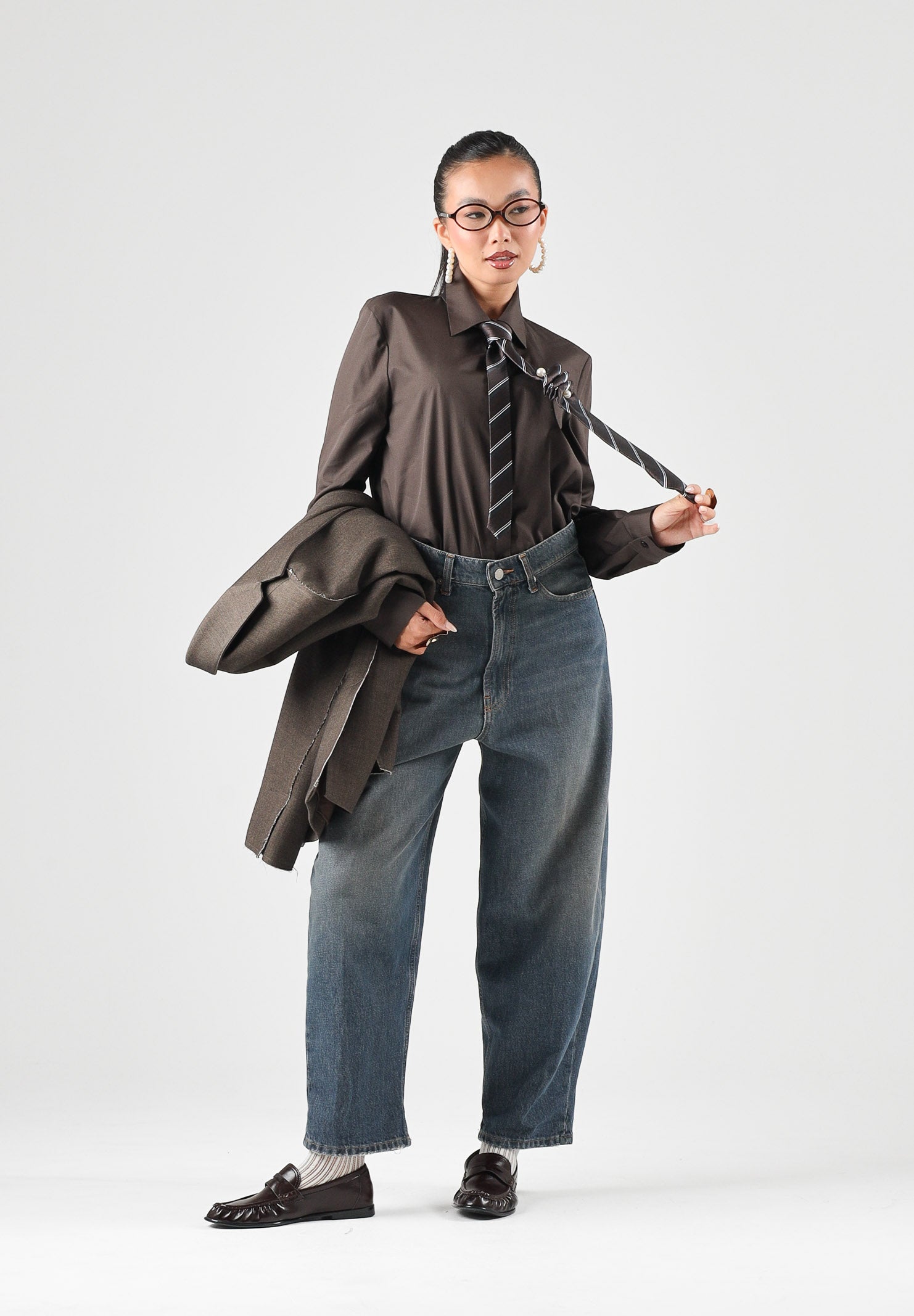 VICOLO Jeans LAILA  blu per donna con lavaggio denim e risvolto al fondo. DAC5008 ADEBL VICOLO 