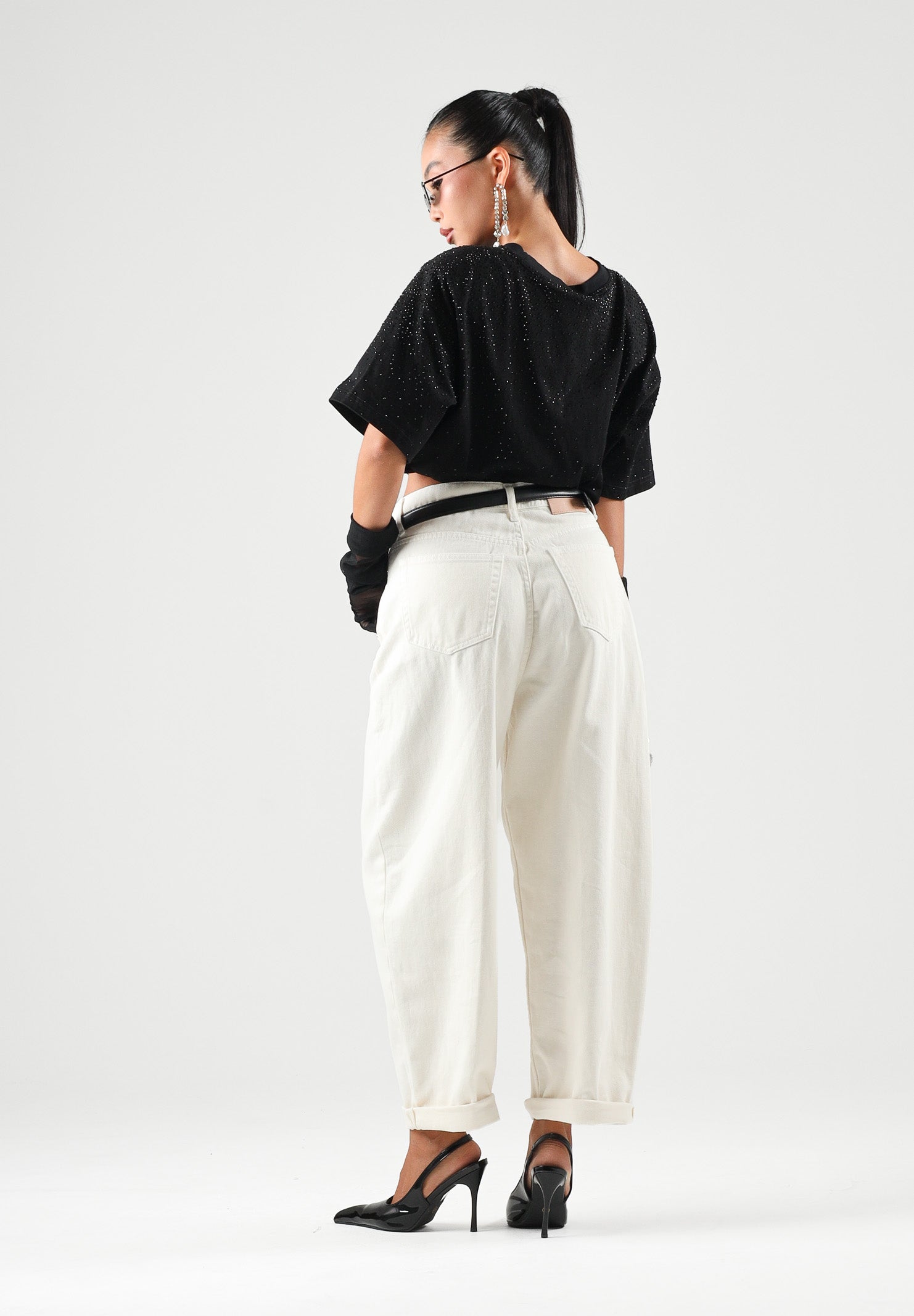 VICOLO Jeans LAILA burro per donna con vita media e risvolto sul fondo. DAC5032 ACU03 VICOLO 