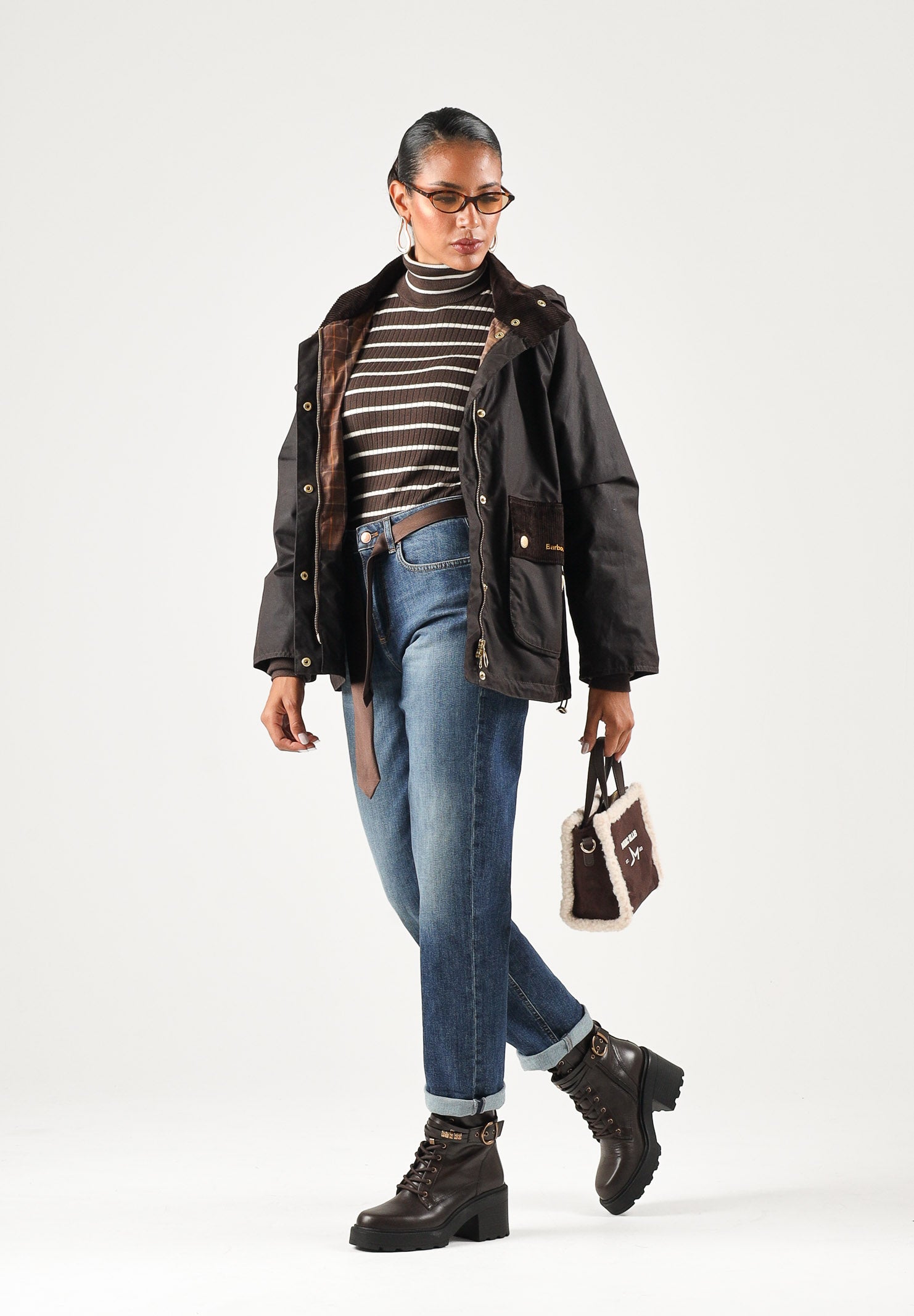 VICOLO Jeans MAGGIE blu per donna con vita alta e risvolto sul fondo. DAC5034 ADEBL VICOLO 