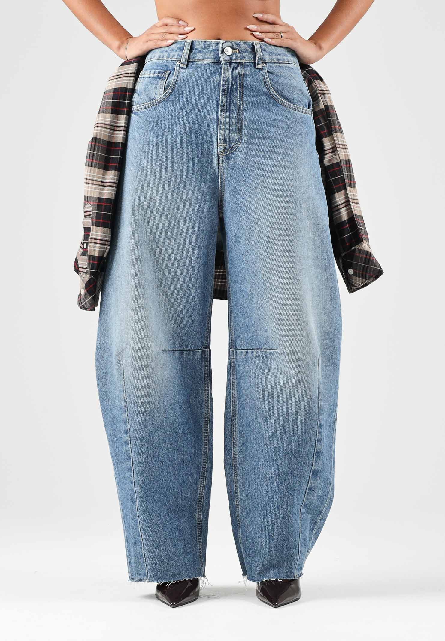 VICOLO Jeans DELIA  blu per donna con linea a ovetto e cucitura sulla gamba. DAC5127 ADEBL VICOLO 