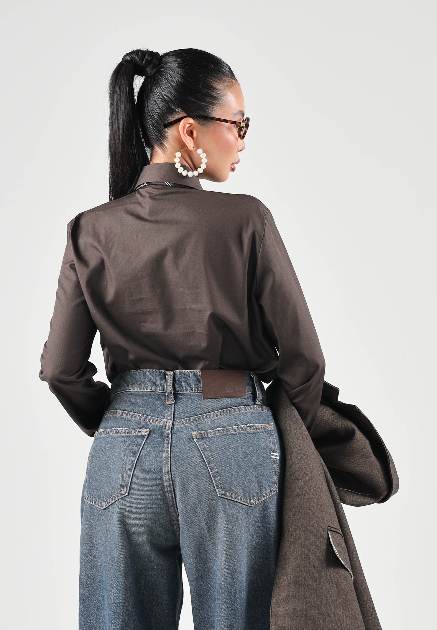 VICOLO Camicia manica lunga marrone da donna con cravatta e spilla  coordinate RAC0015 ACU69 VICOLO 
