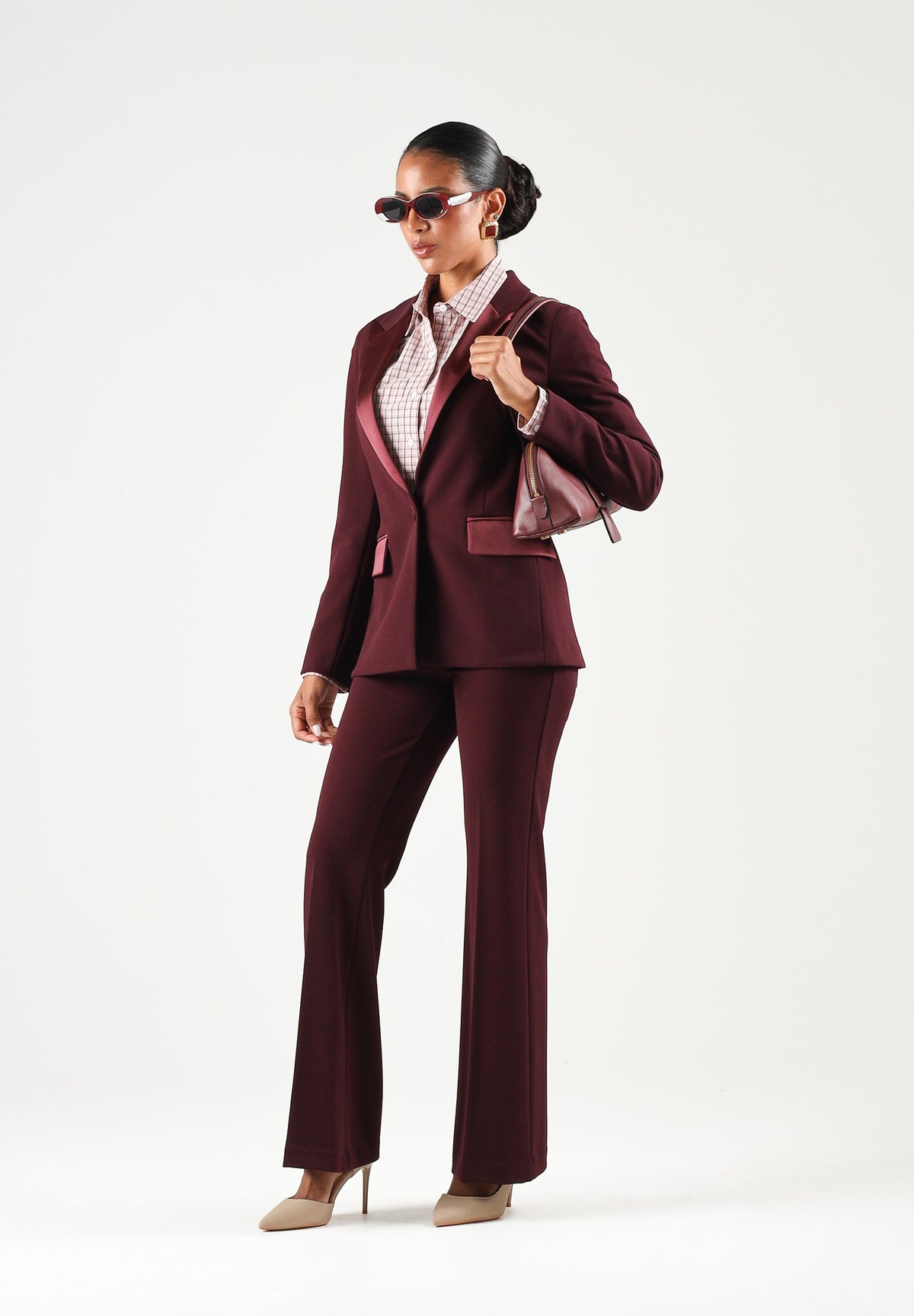 VICOLO Pantaloni flare bordeaux per donna con vita alta e fondo svasato. TAC0407 ACU38 VICOLO 