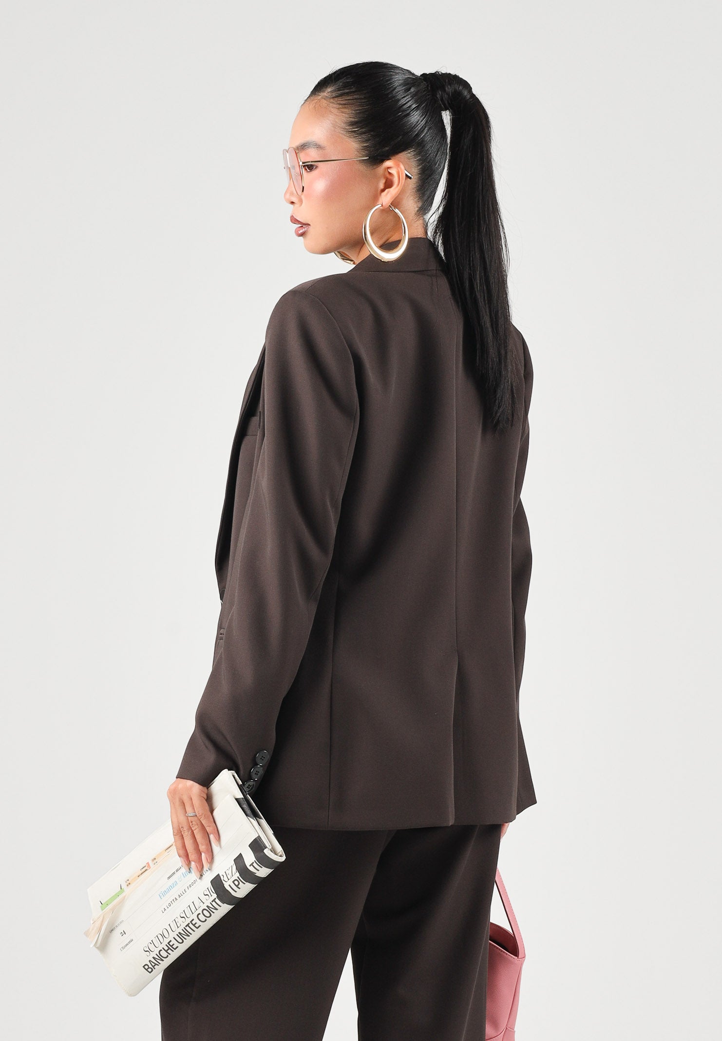 VICOLO Giacca sfiancata con revers a lancia marrone per donna con chiusura monopetto TAC0419 ACU69 VICOLO 