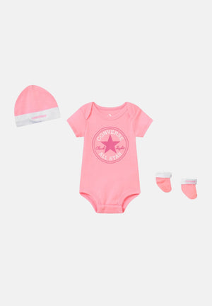 Set neonato rosa e bianco, composto da cappellino body e calzini LC0028A6A CONVERSE