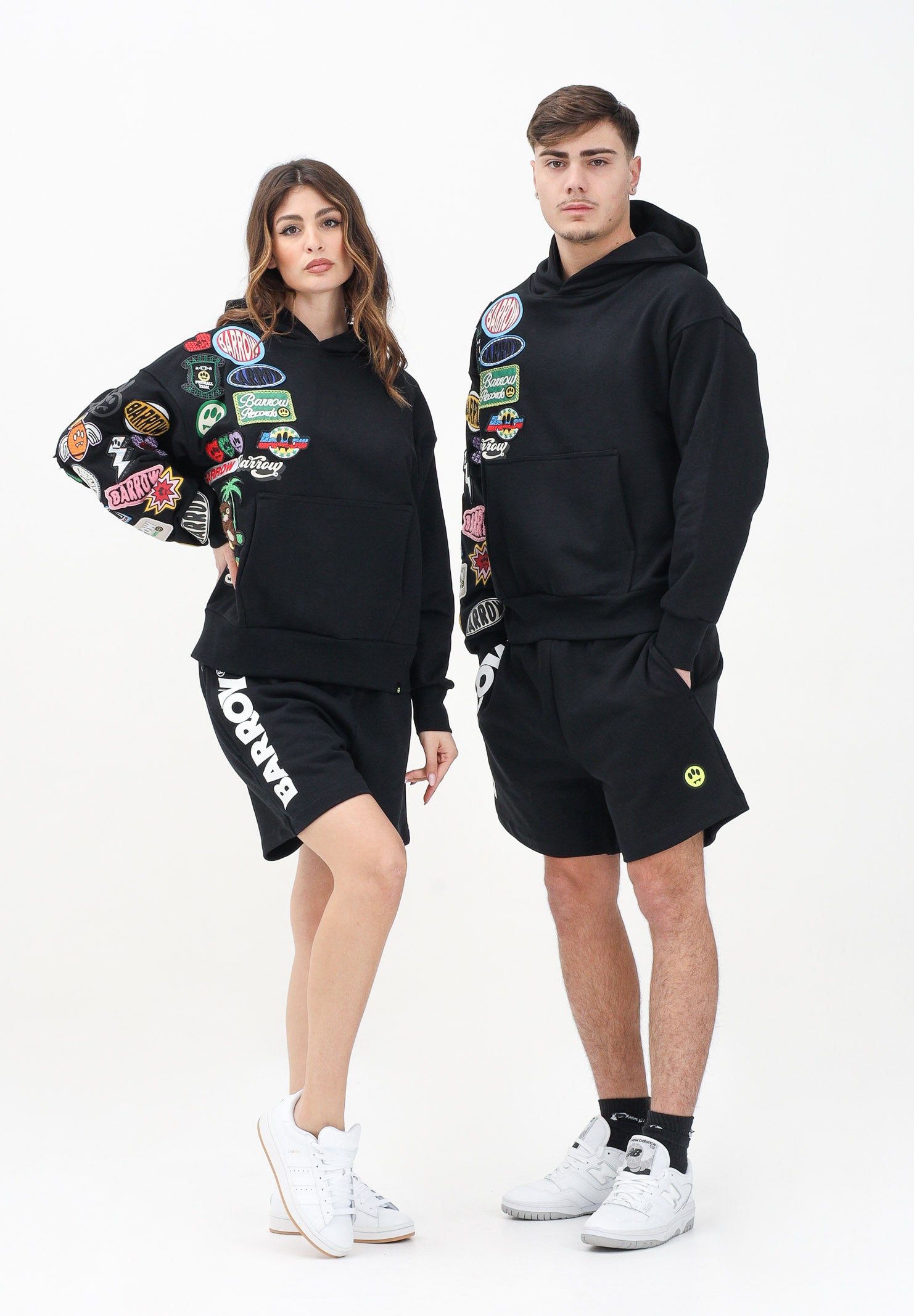 BARROW Shorts sportivo nero per uomo e donna con stampa logo S5BWUABE089 110 BARROW 