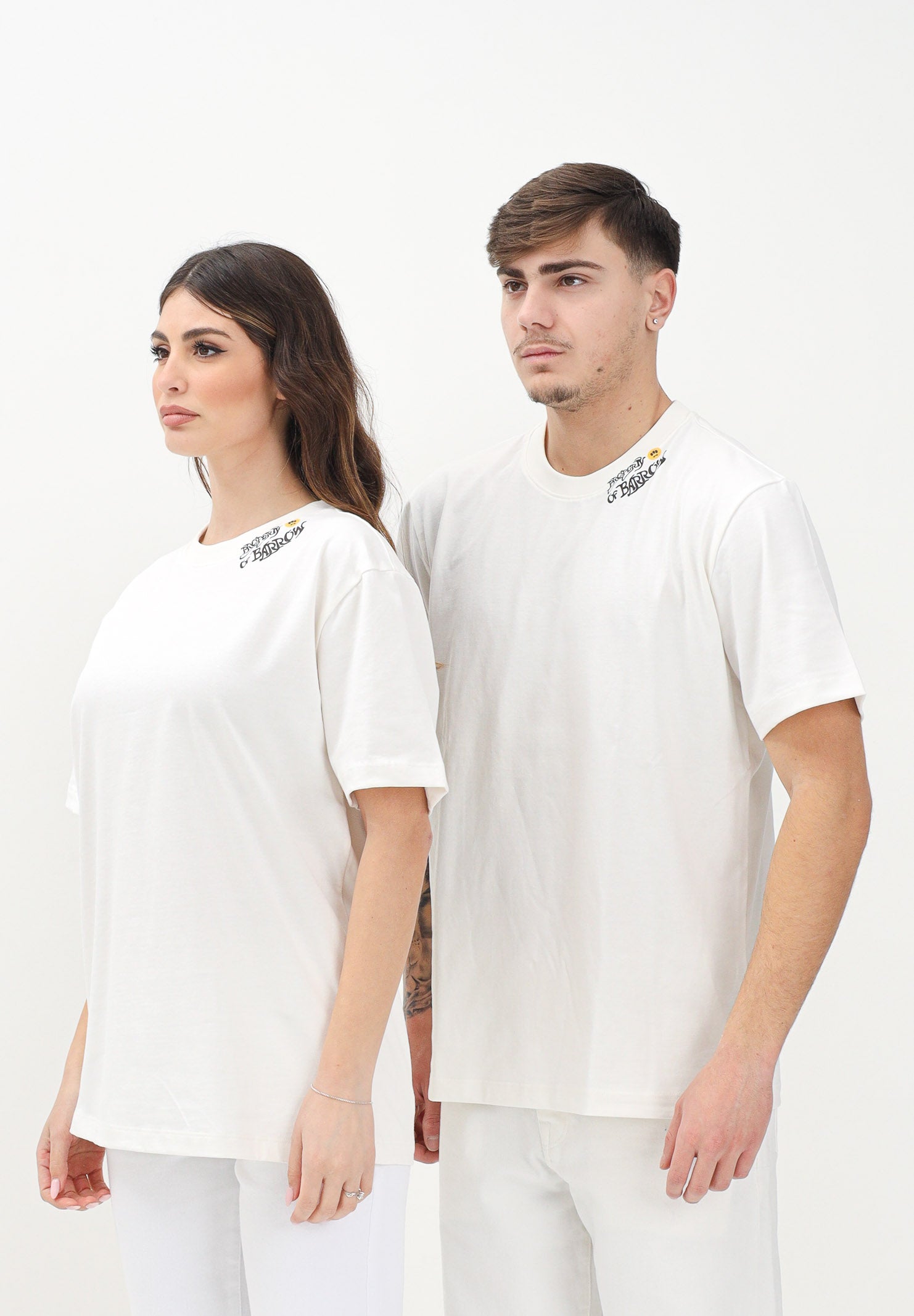 BARROW T-shirt a manica corta bianca per uomo e donna con maxi stampa S5BWUATH156 002 BARROW 