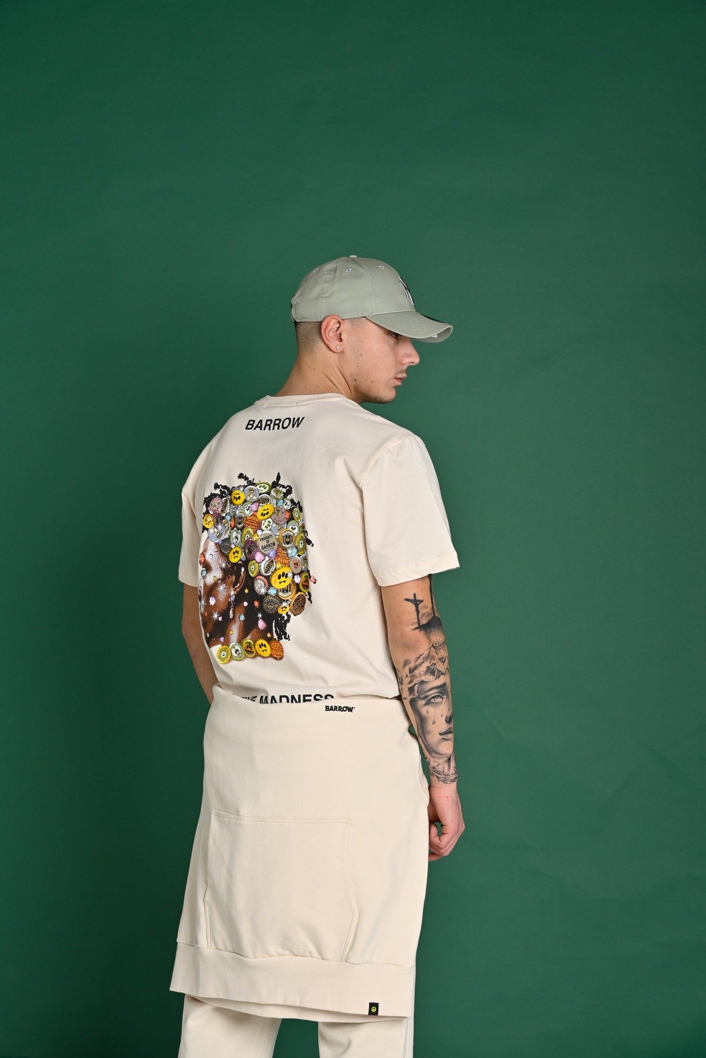 BARROW T-shirt a manica corta vaniglia per uomo e donna con maxi stampa sul retro S5BWUATH157 BW029 BARROW 