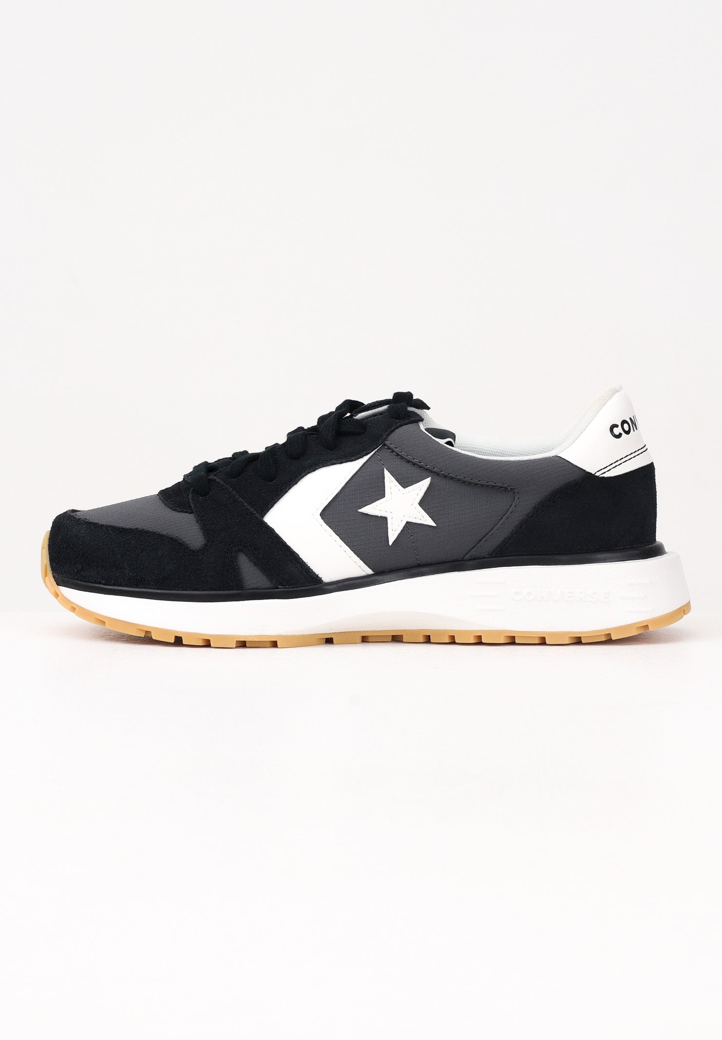 CONVERSE Sneakers Omni Trainer nere da uomo A13468C . CONVERSE 