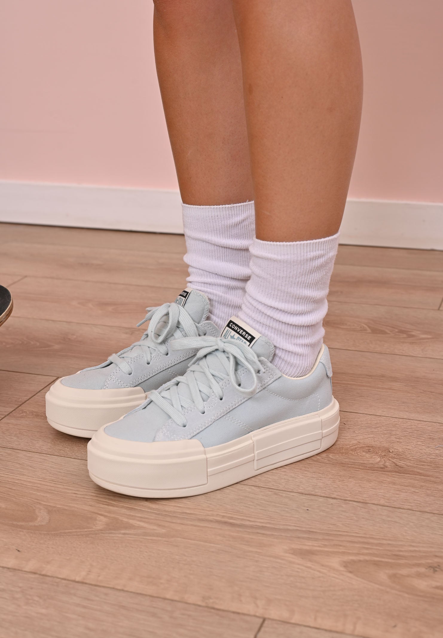 CONVERSE Sneakers Chuck Taylor All Star Cruise azzurre da donna A13496C . CONVERSE 