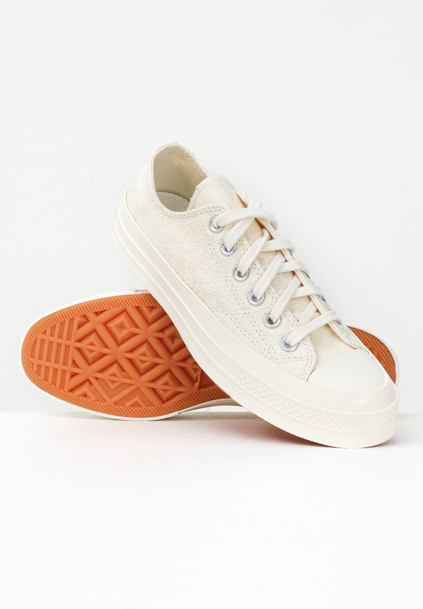 CONVERSE Sneakers Chuck 70 Lace panna da donna A13666C . CONVERSE 