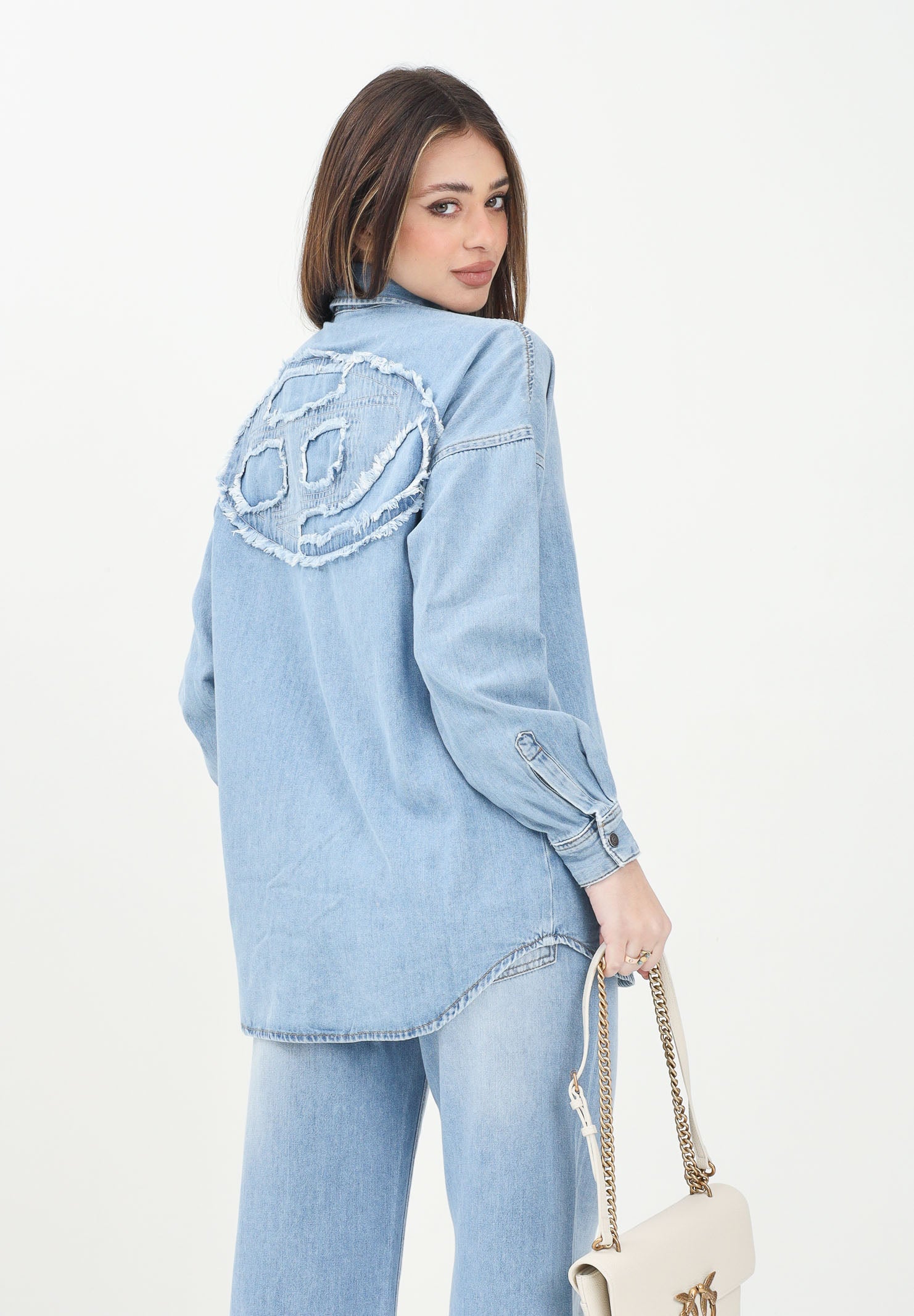 DIESEL Camicia Ckama in denim chiaro per donna, ragazze e bambine con logo Oval D mega-size J02307KXBNK K01 DIESEL 