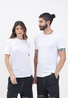 DSQUARED2 T-shirt a manica corta bianca per uomo e donna con manica logata D9M3S5770 110 DSQUARED2 