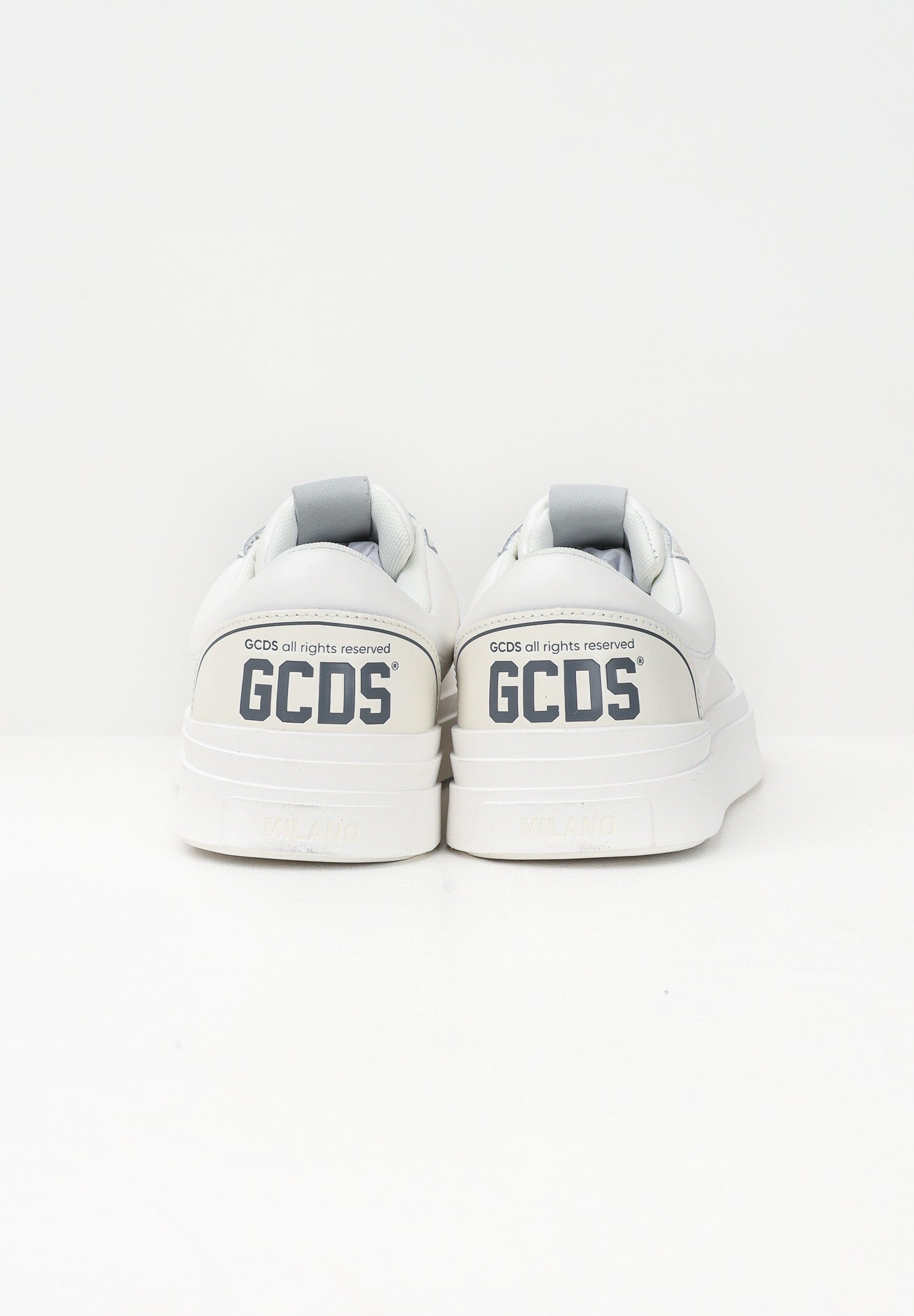 GCDS Sneakers bianche da uomo con stampa logo B1EU4202AB3 10 GCDS 