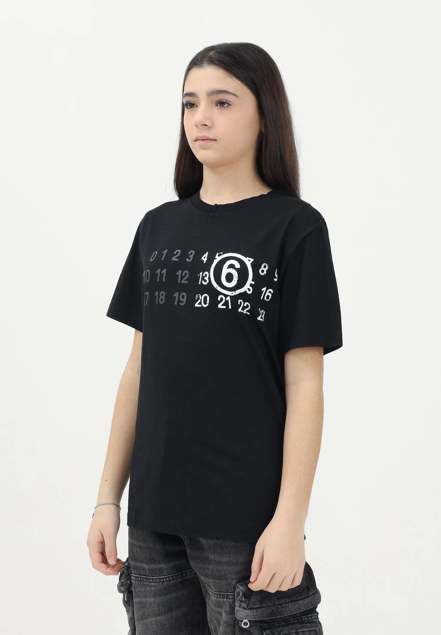 MAISON MARGIELA T-shirt a manica corta nera per donna, ragazzi e bambini con grafica "Stamp Numbers" M60775MM04I M6900 MAISON MARGIELA 